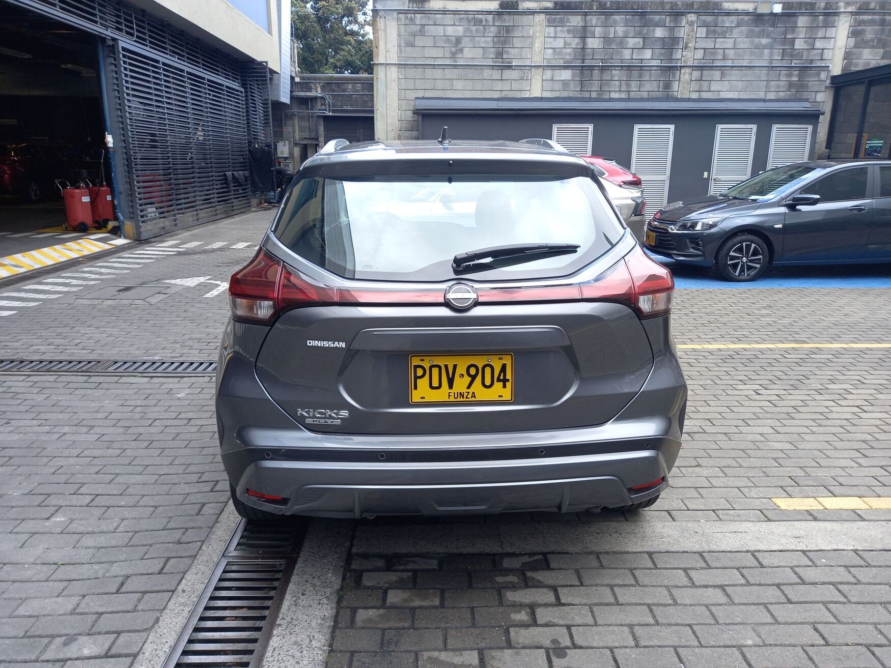 NISSAN KICKS 2026