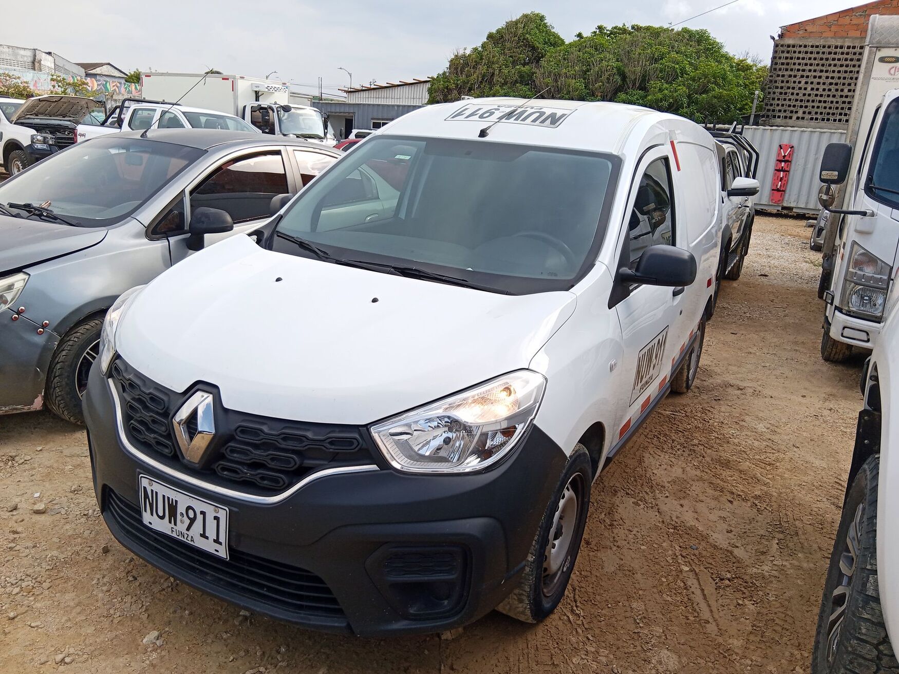RENAULT KANGOO 2024