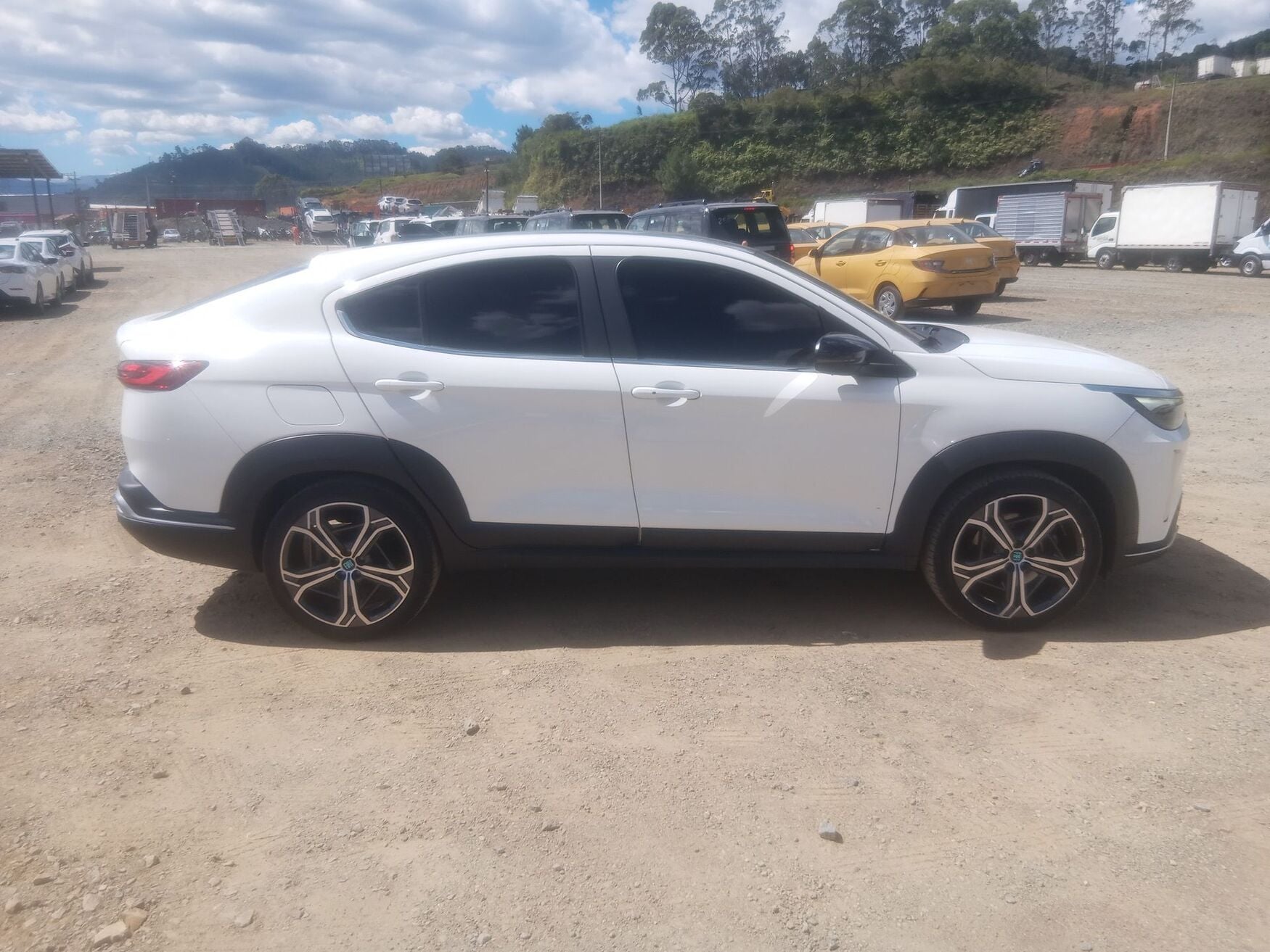FIAT FASTBACK 2025