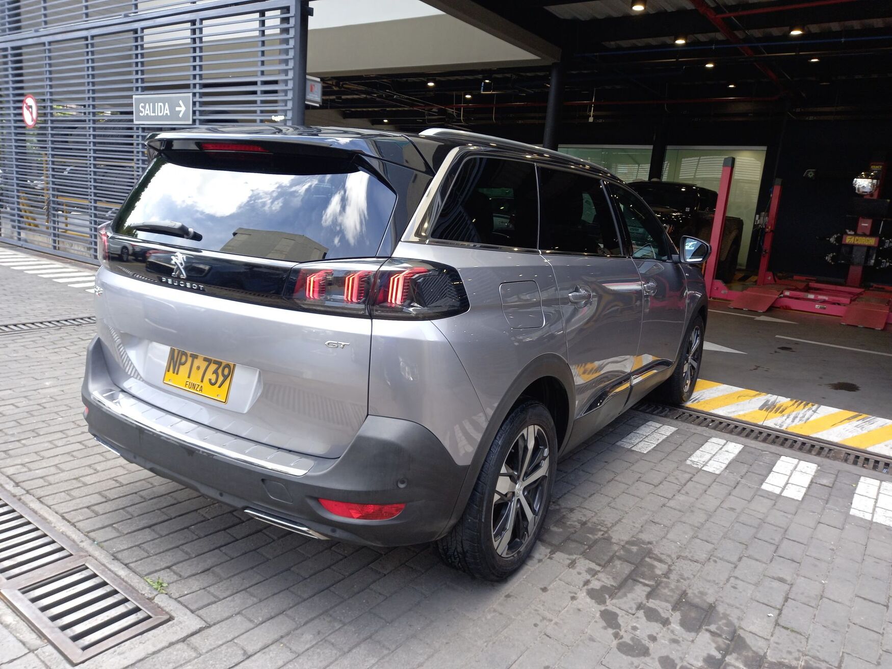 PEUGEOT 5008 2024