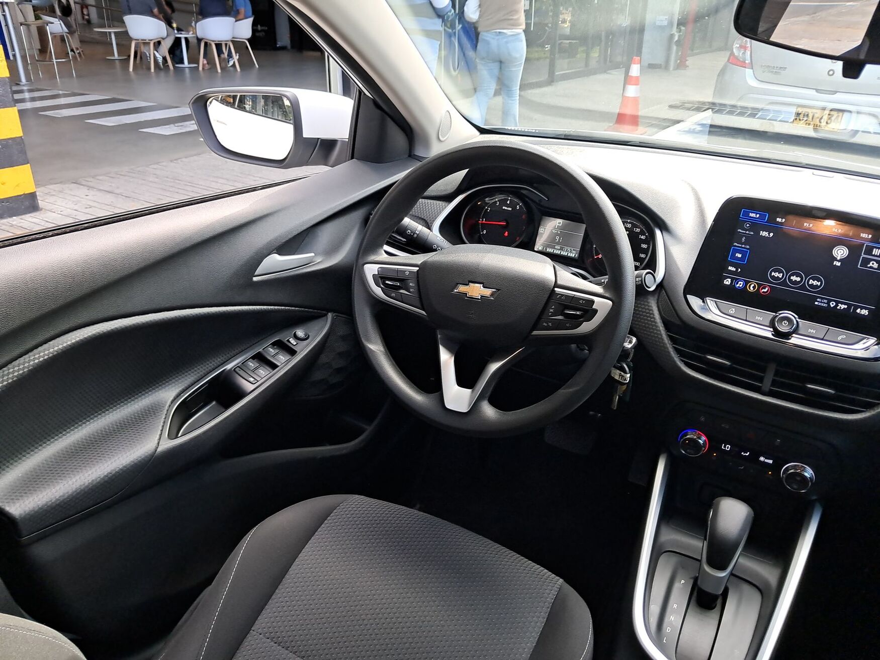 CHEVROLET ONIX 2025