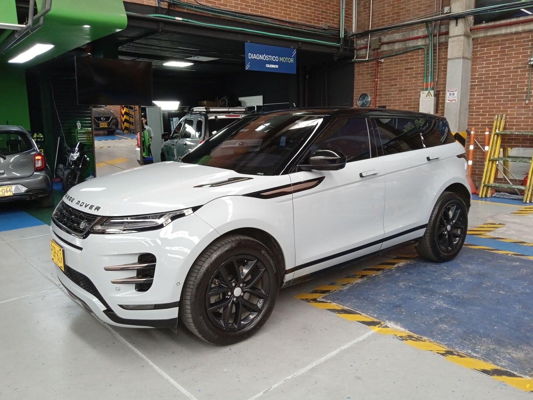 LAND ROVER RANGEROVER 2025
