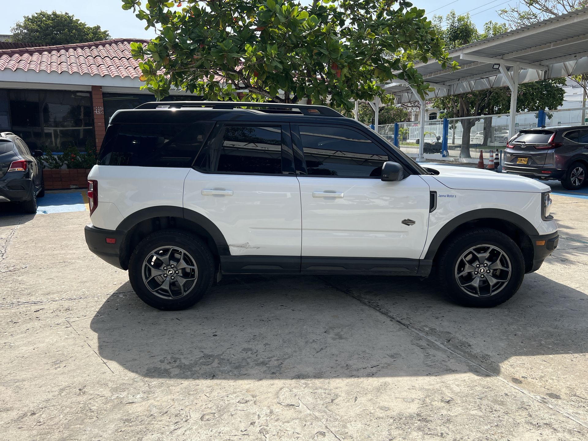 FORD BRONCO 2021