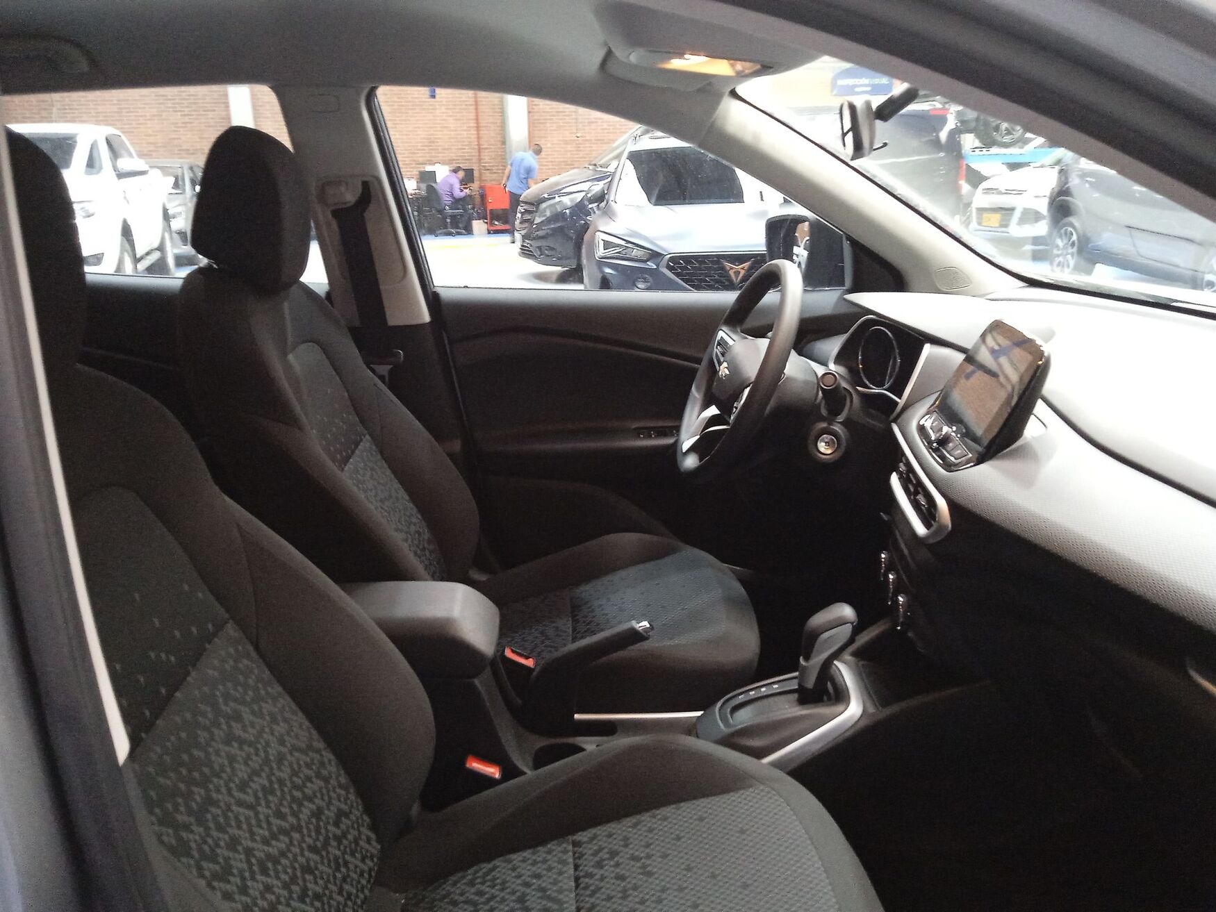 CHEVROLET TRACKER 2025