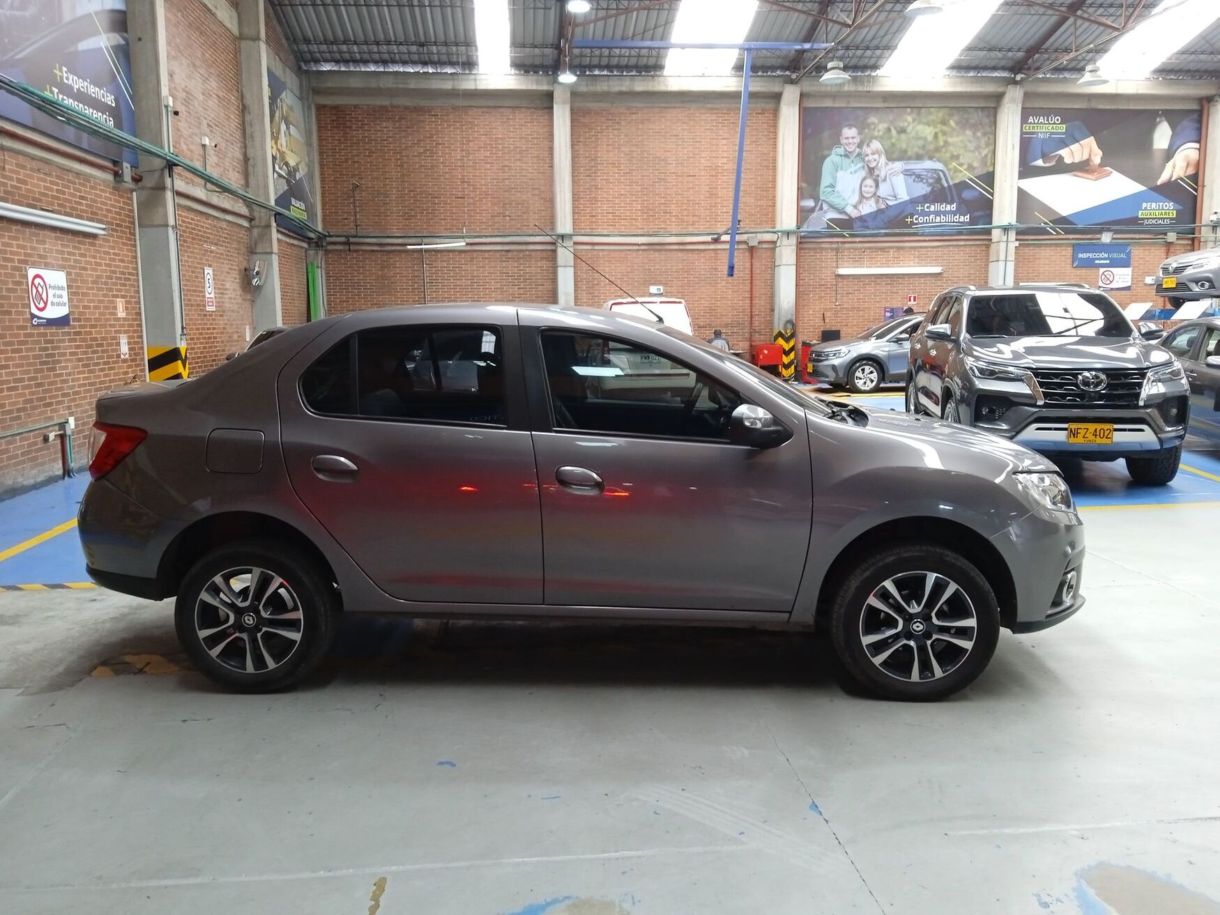 RENAULT LOGAN 2024