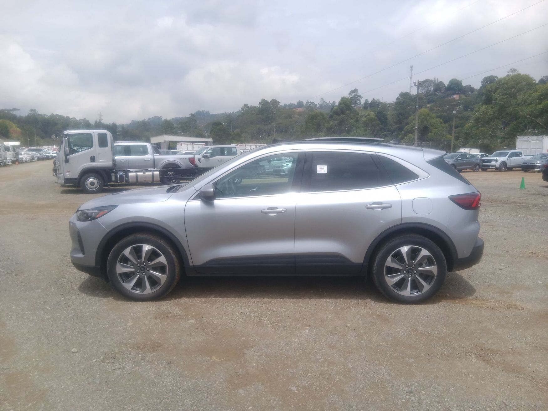 FORD ESCAPE 2024