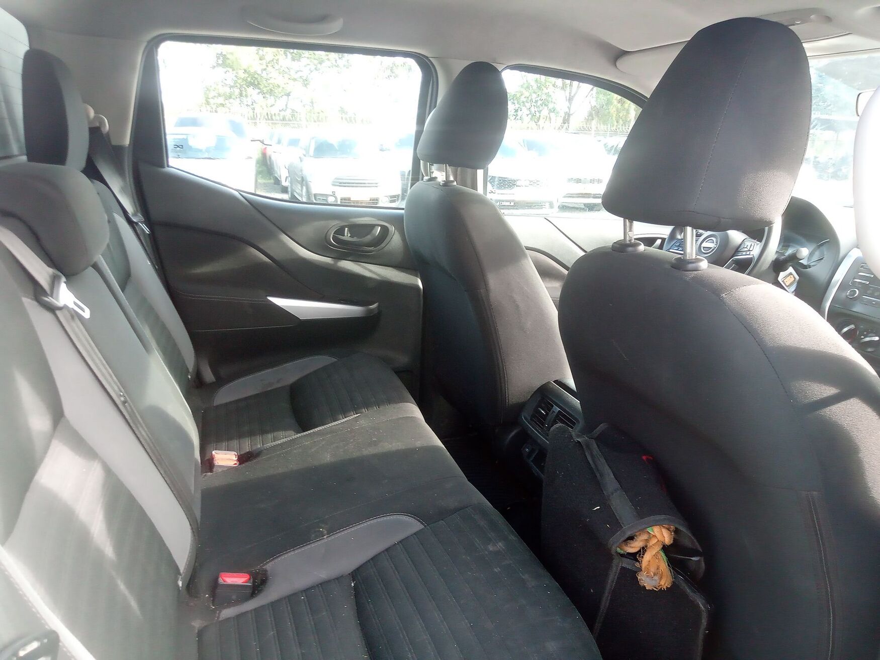 NISSAN FRONTIER 2025