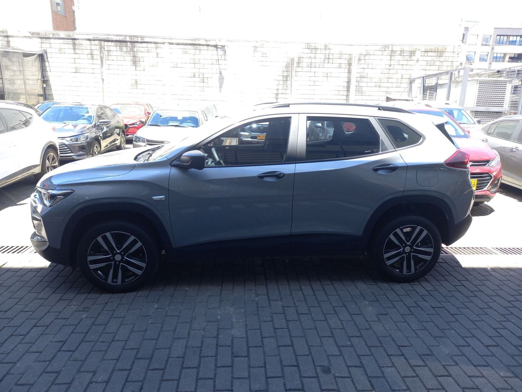 CHEVROLET TRACKER 2025