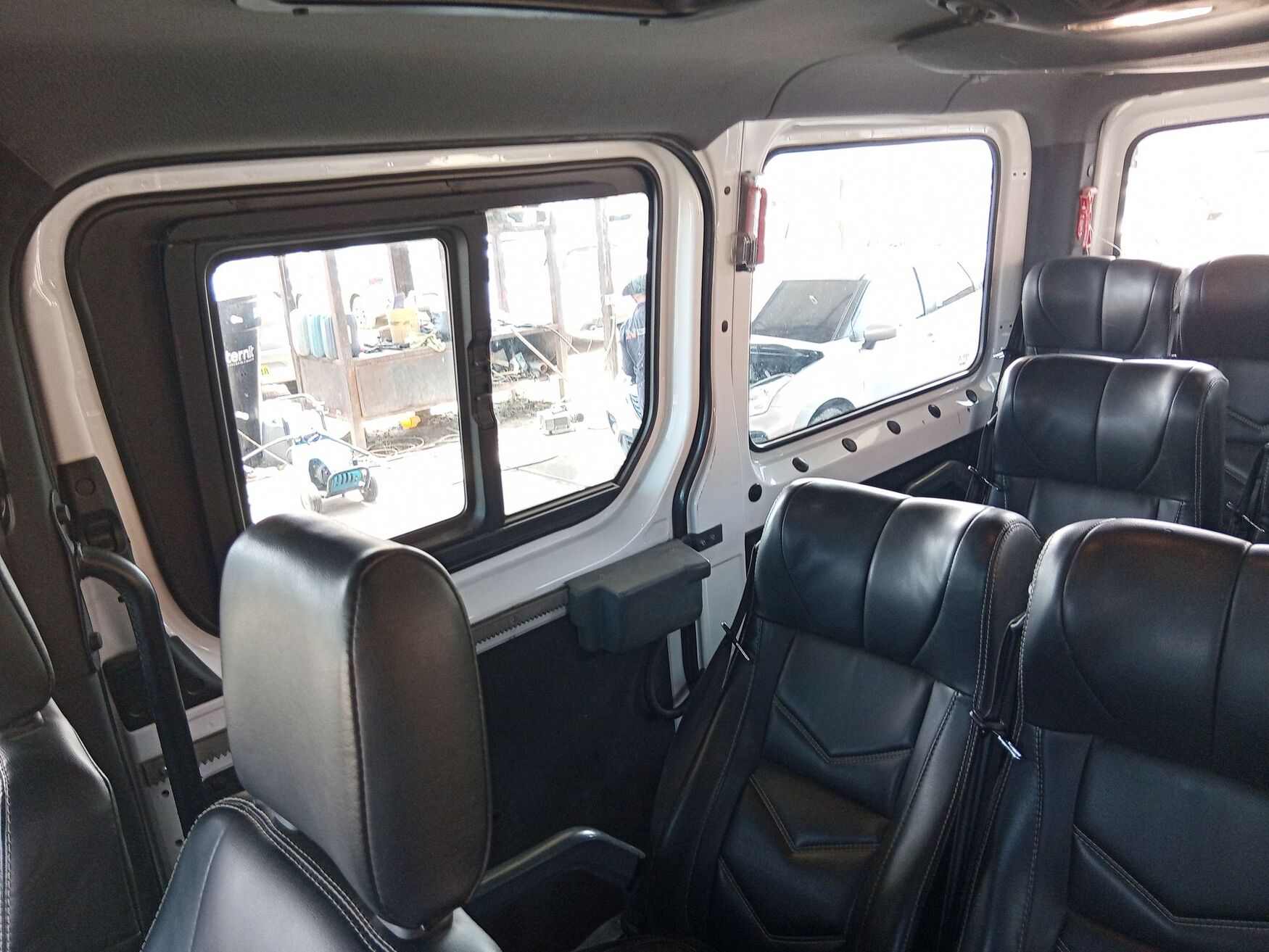 MERCEDES-BENZ SPRINTER 2023