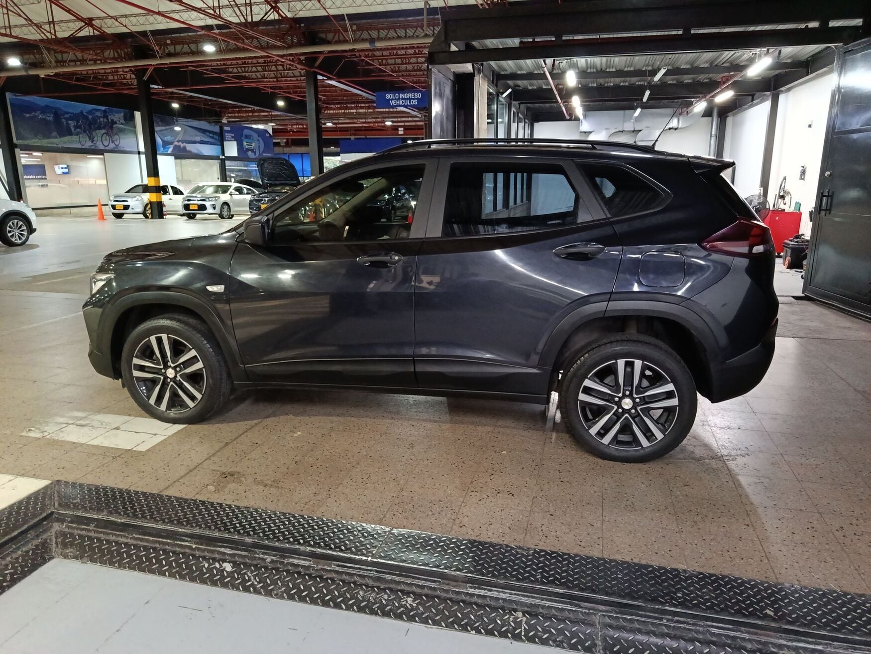 CHEVROLET TRACKER 2025