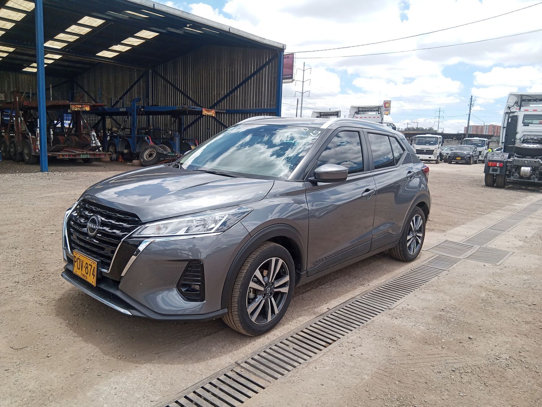 NISSAN KICKS 2026