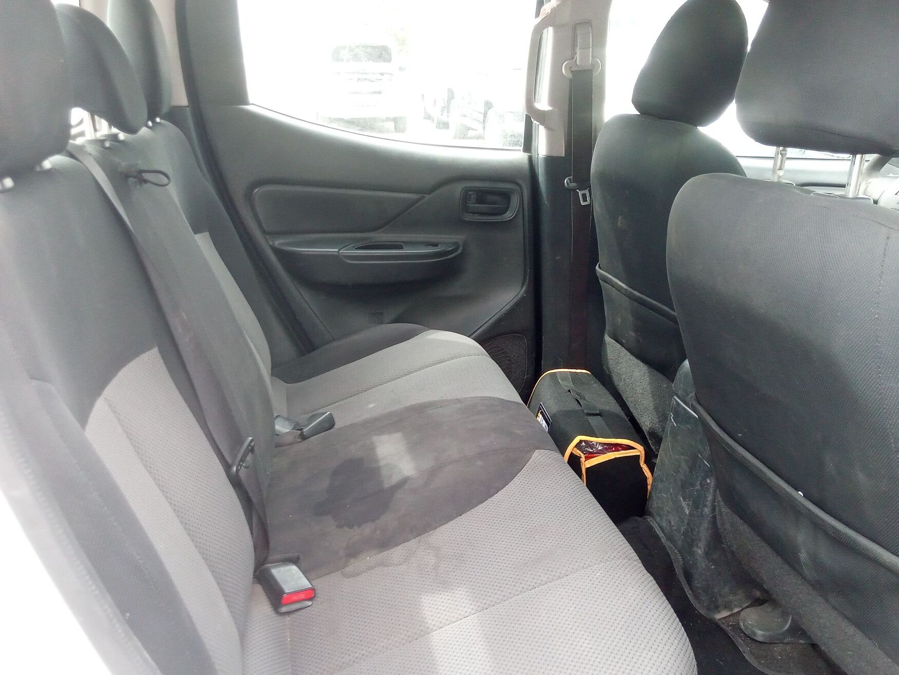MITSUBISHI L200 2023