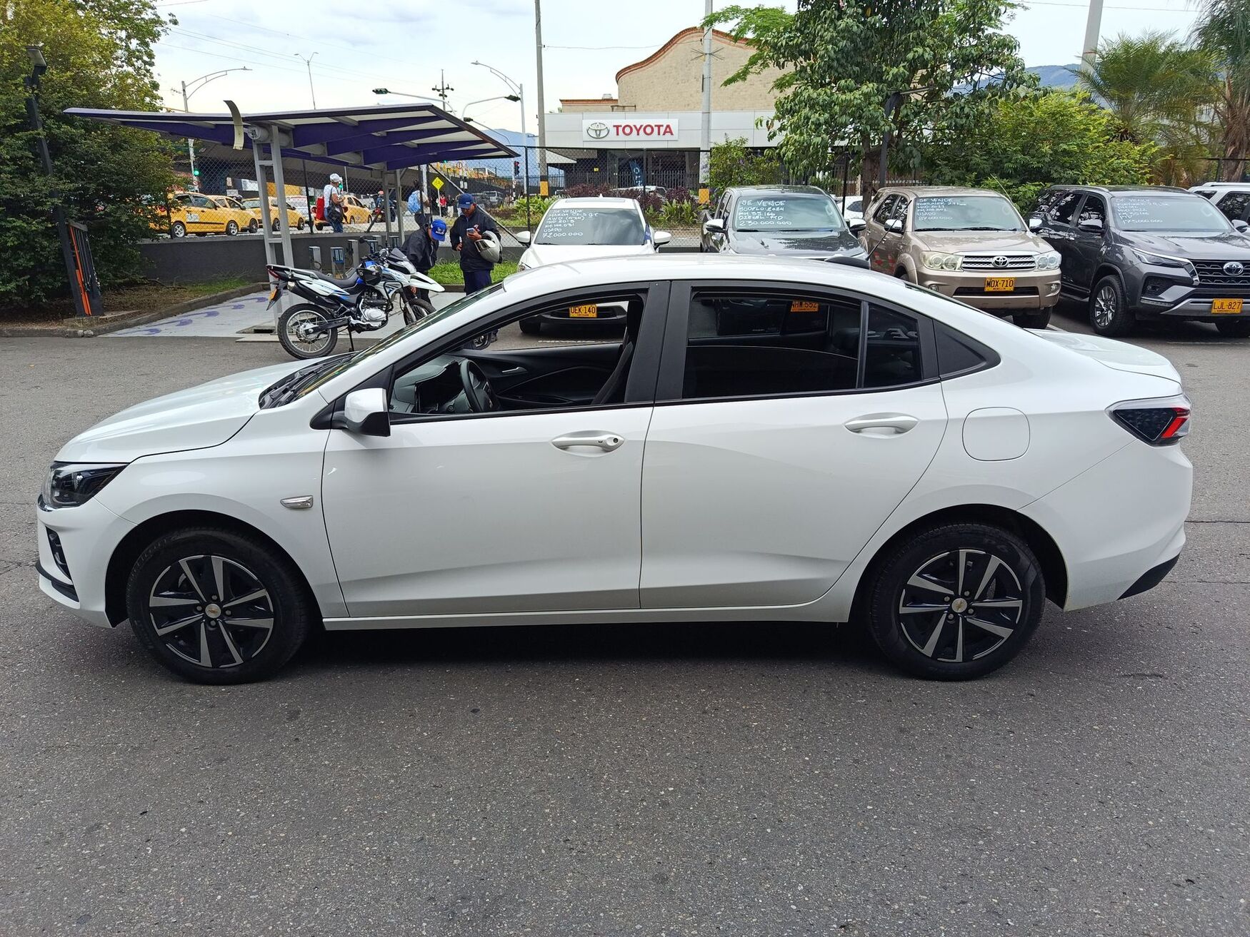 CHEVROLET ONIX 2026