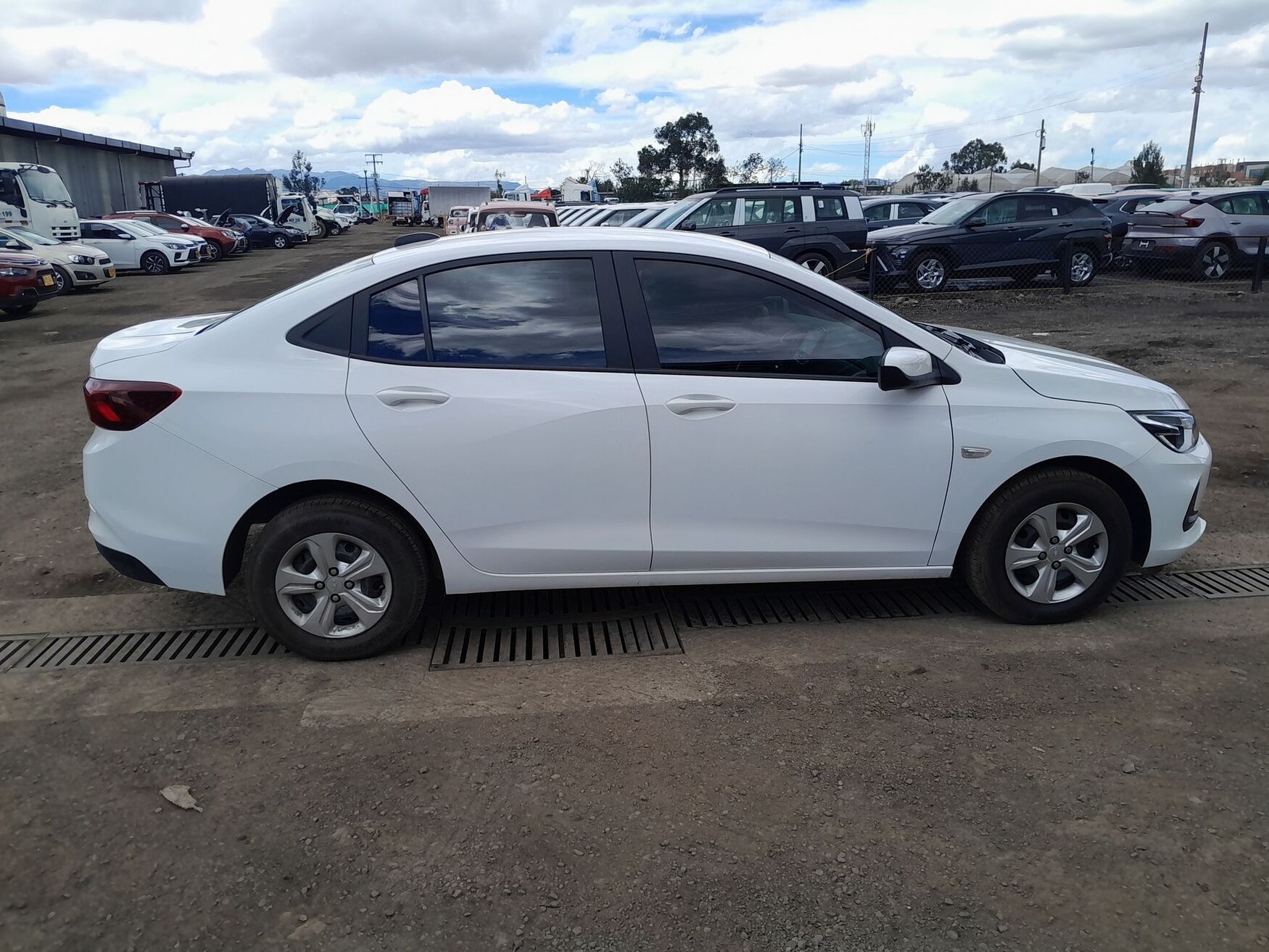 CHEVROLET ONIX 2025