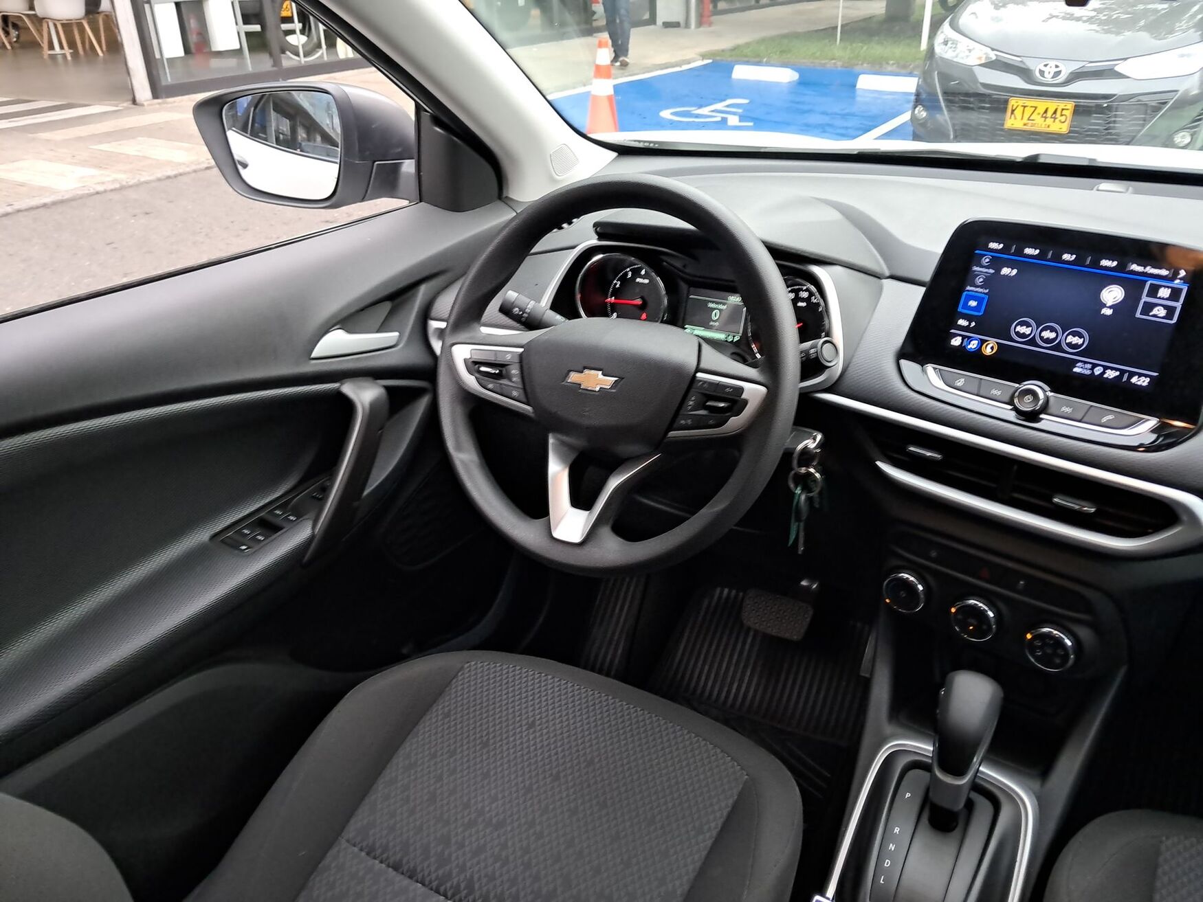 CHEVROLET TRACKER 2025