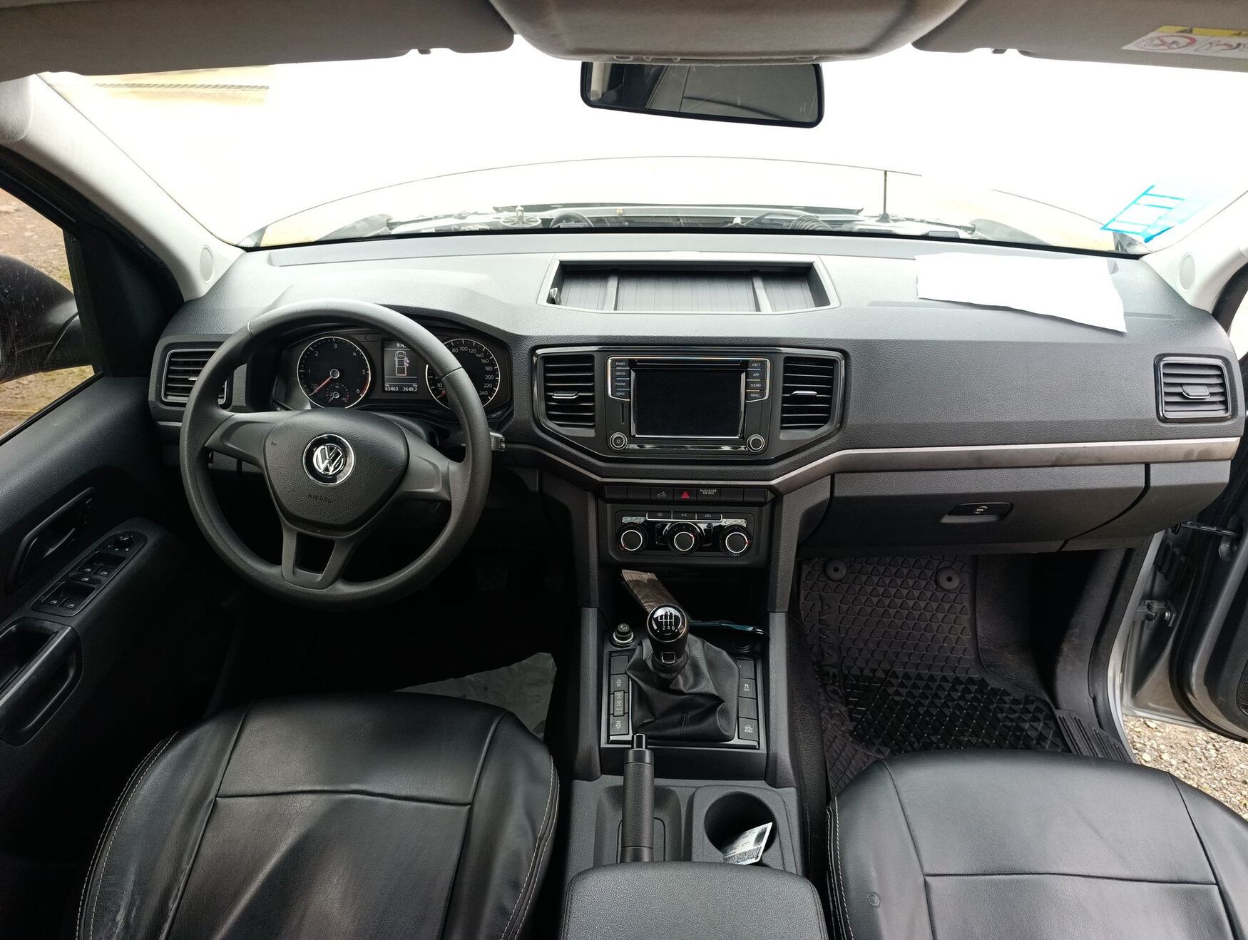 VOLKSWAGEN AMAROK 2023