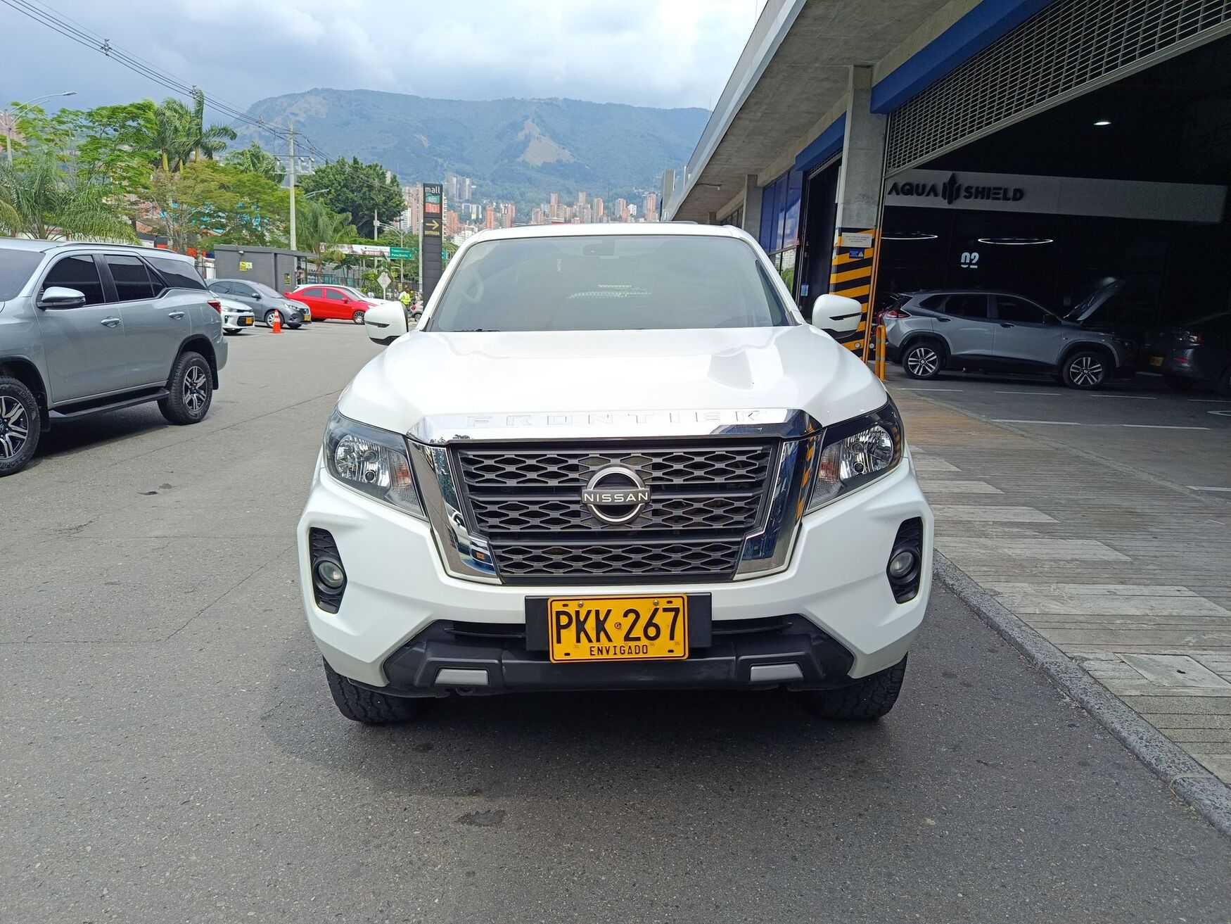NISSAN FRONTIER 2026