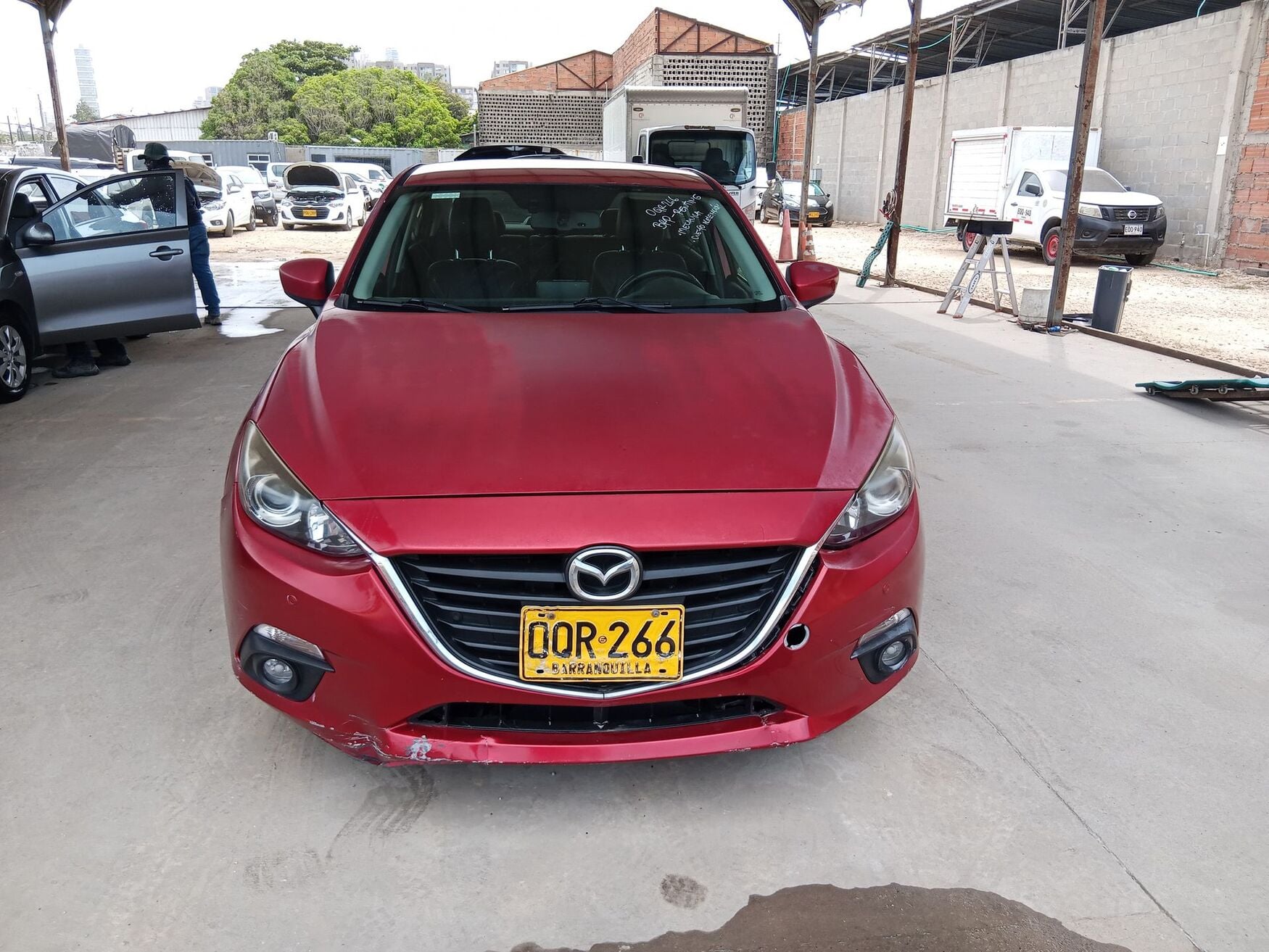 MAZDA 3 2015