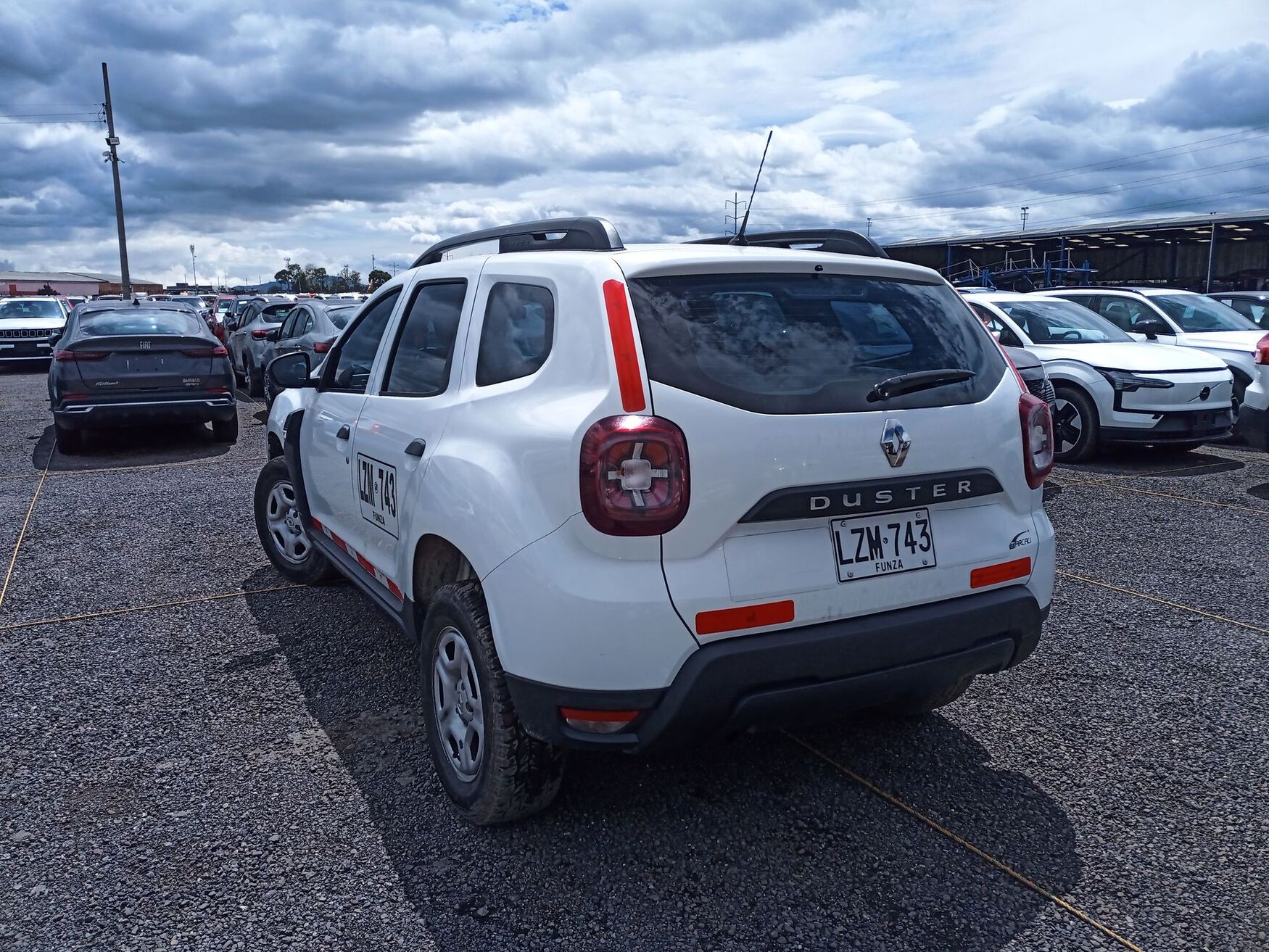 RENAULT DUSTER 2023