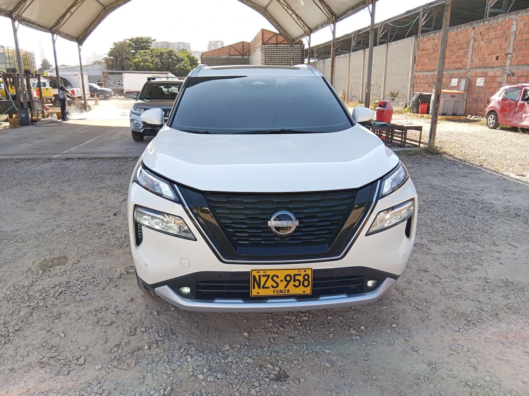 NISSAN X-TRAIL 2025
