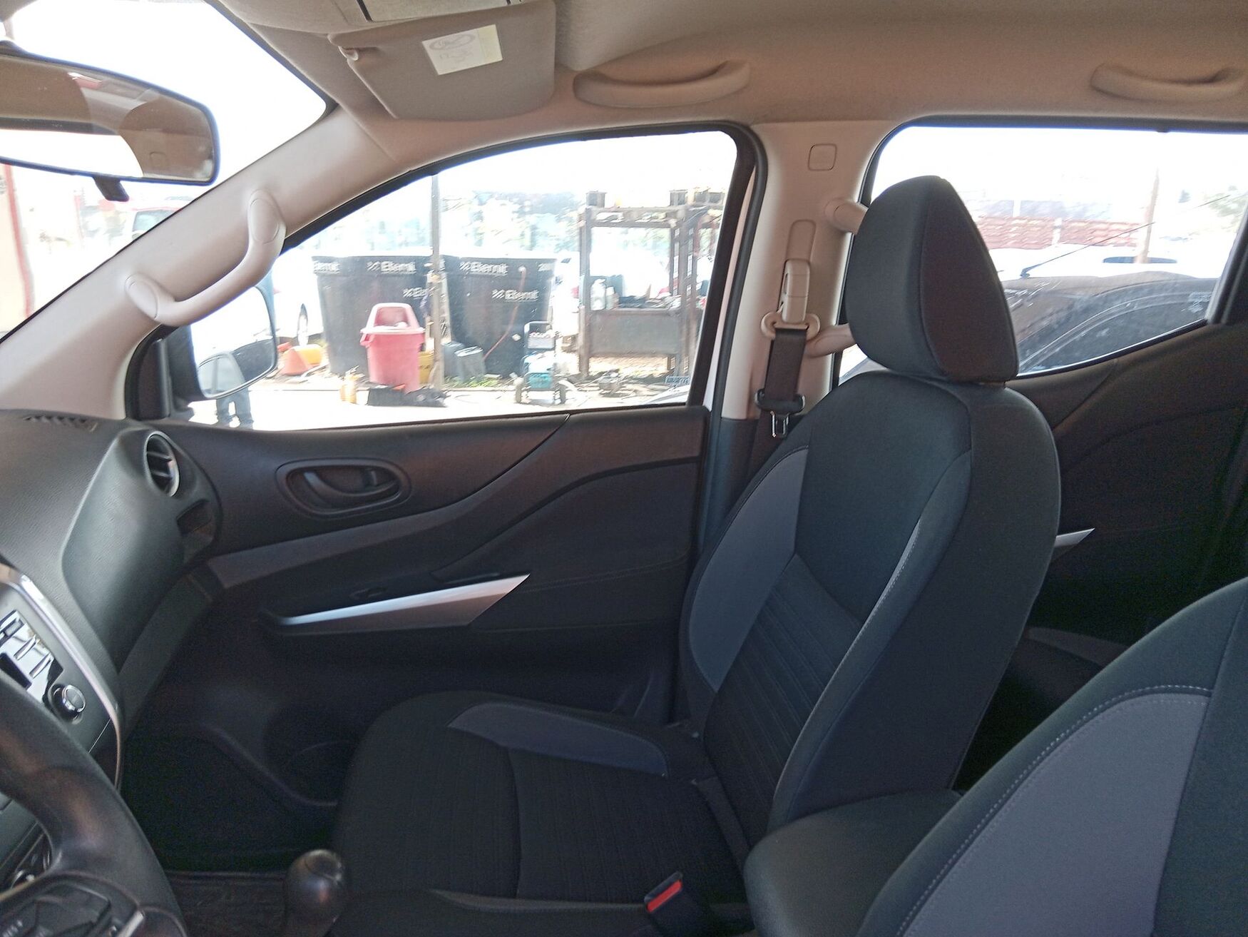 NISSAN FRONTIER 2022