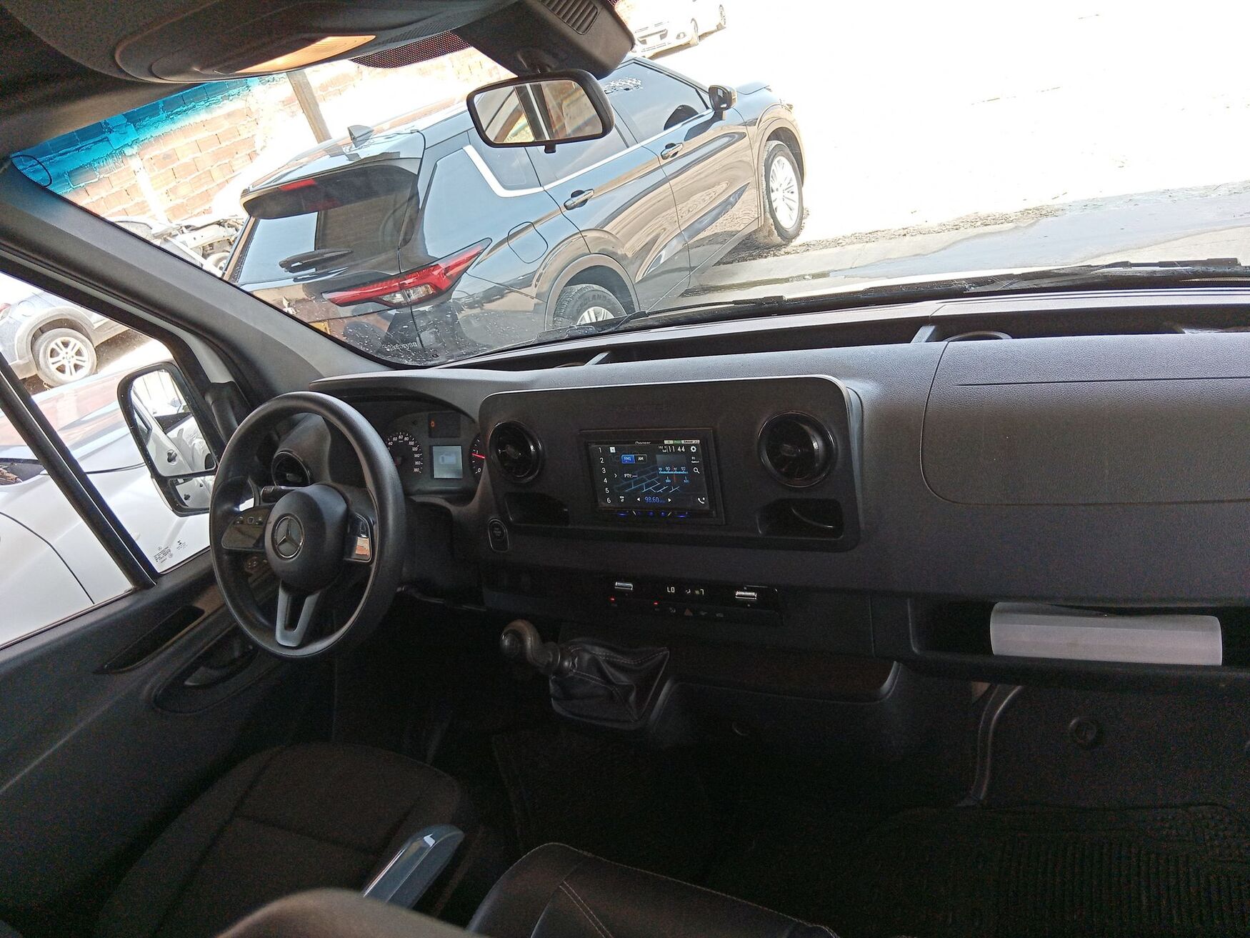 MERCEDES-BENZ SPRINTER 2023