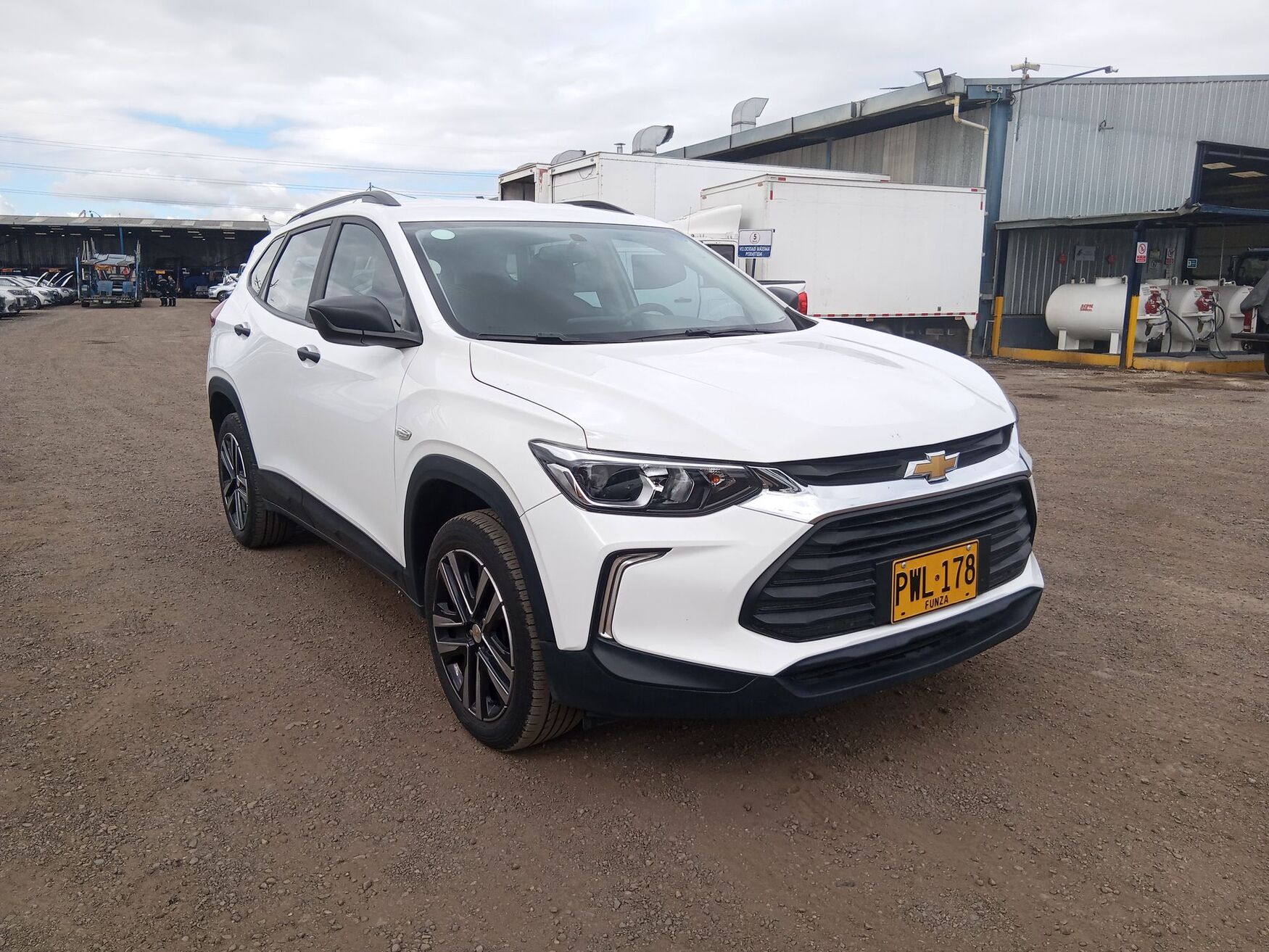 CHEVROLET TRACKER 2025