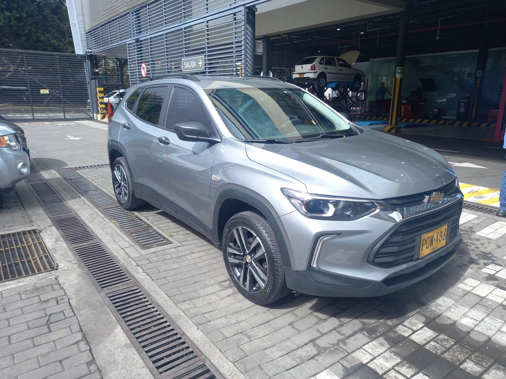 CHEVROLET TRACKER 2025