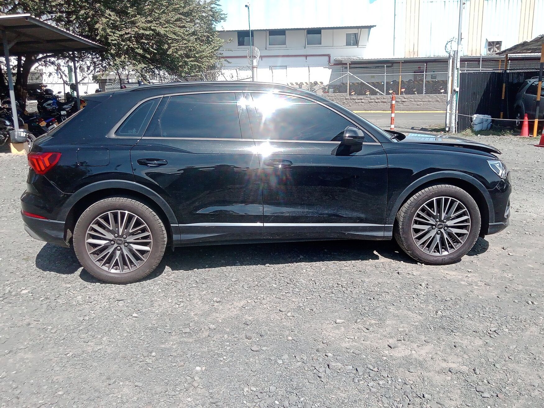 AUDI Q3 2025