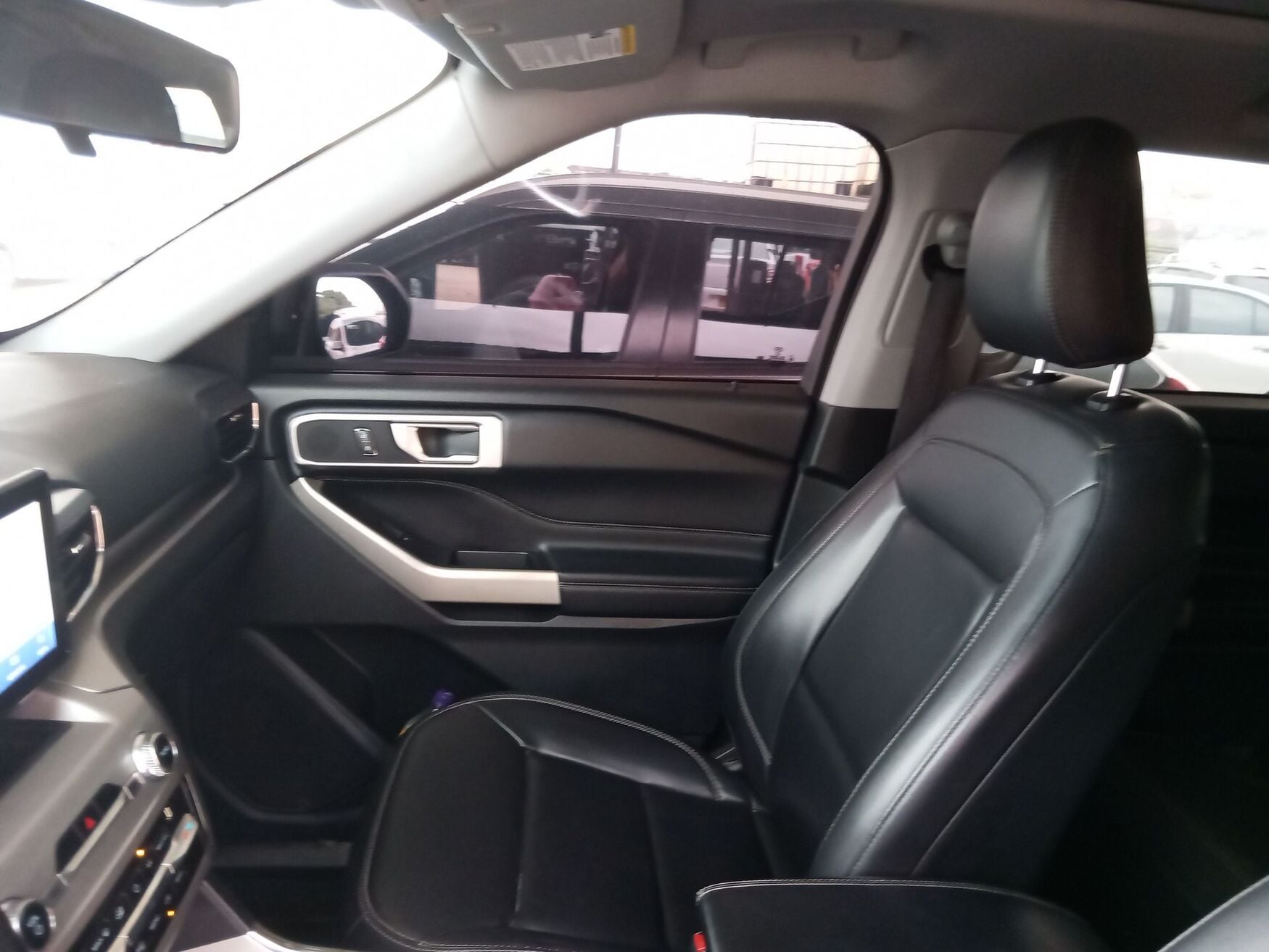 FORD EXPLORER 2021