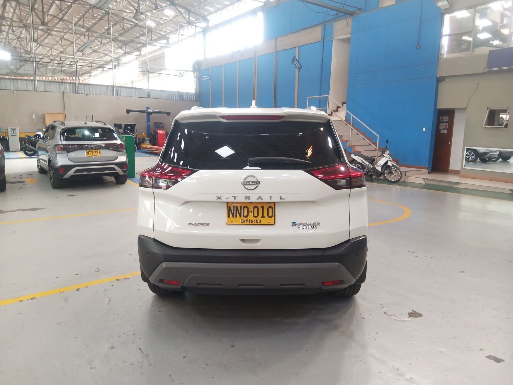 NISSAN X-TRAIL 2024