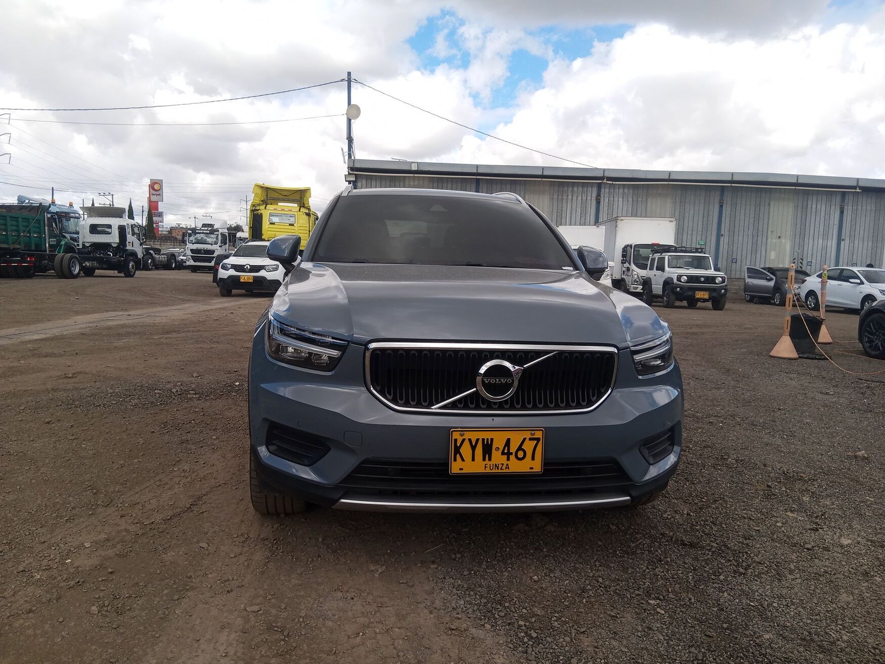 VOLVO XC40 2022