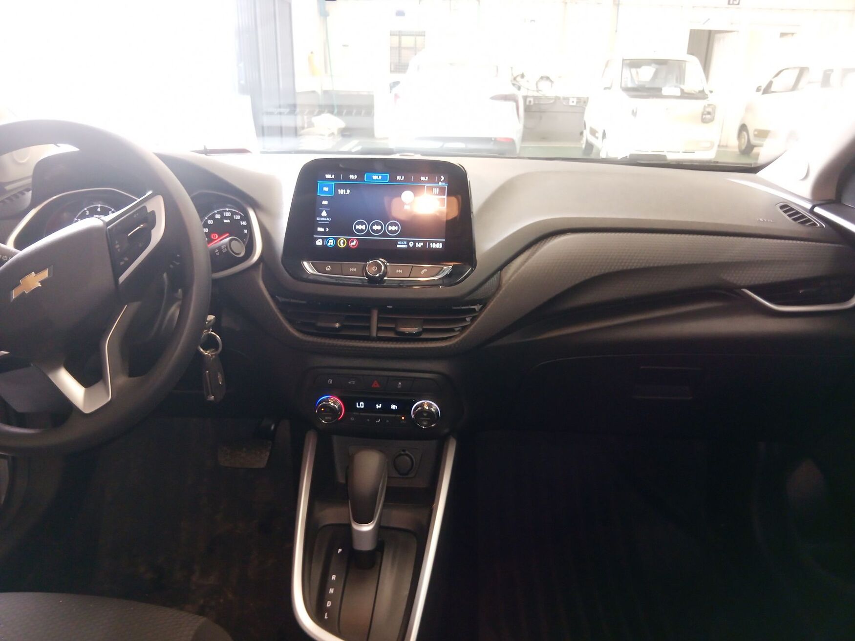 CHEVROLET ONIX 2025