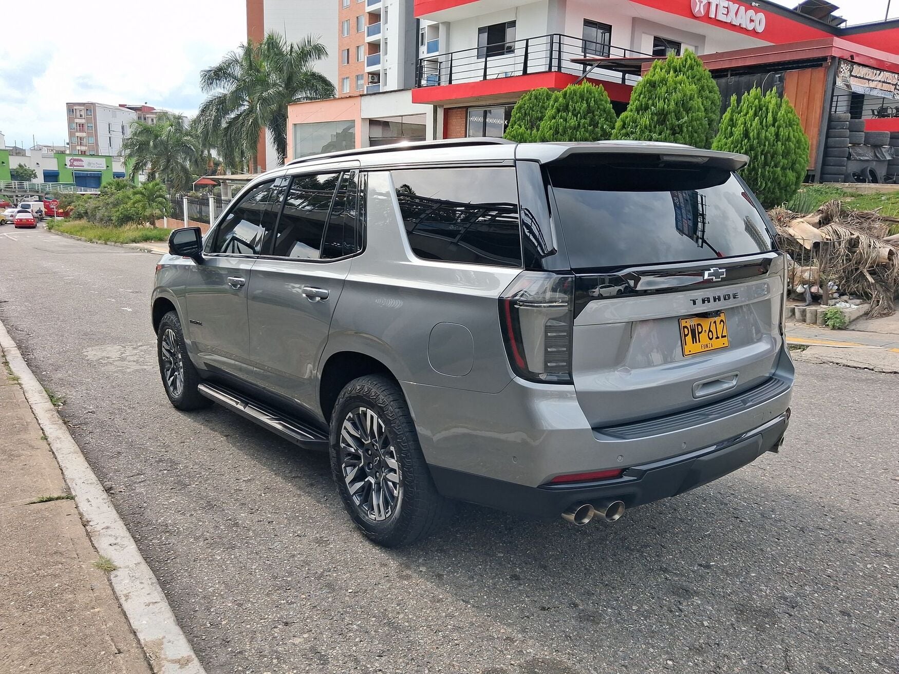 CHEVROLET TAHOE 2025