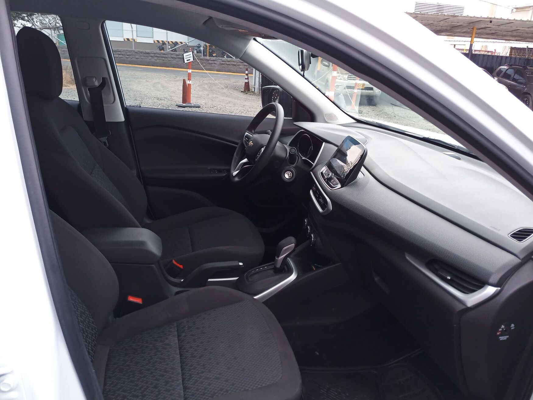 CHEVROLET TRACKER 2025