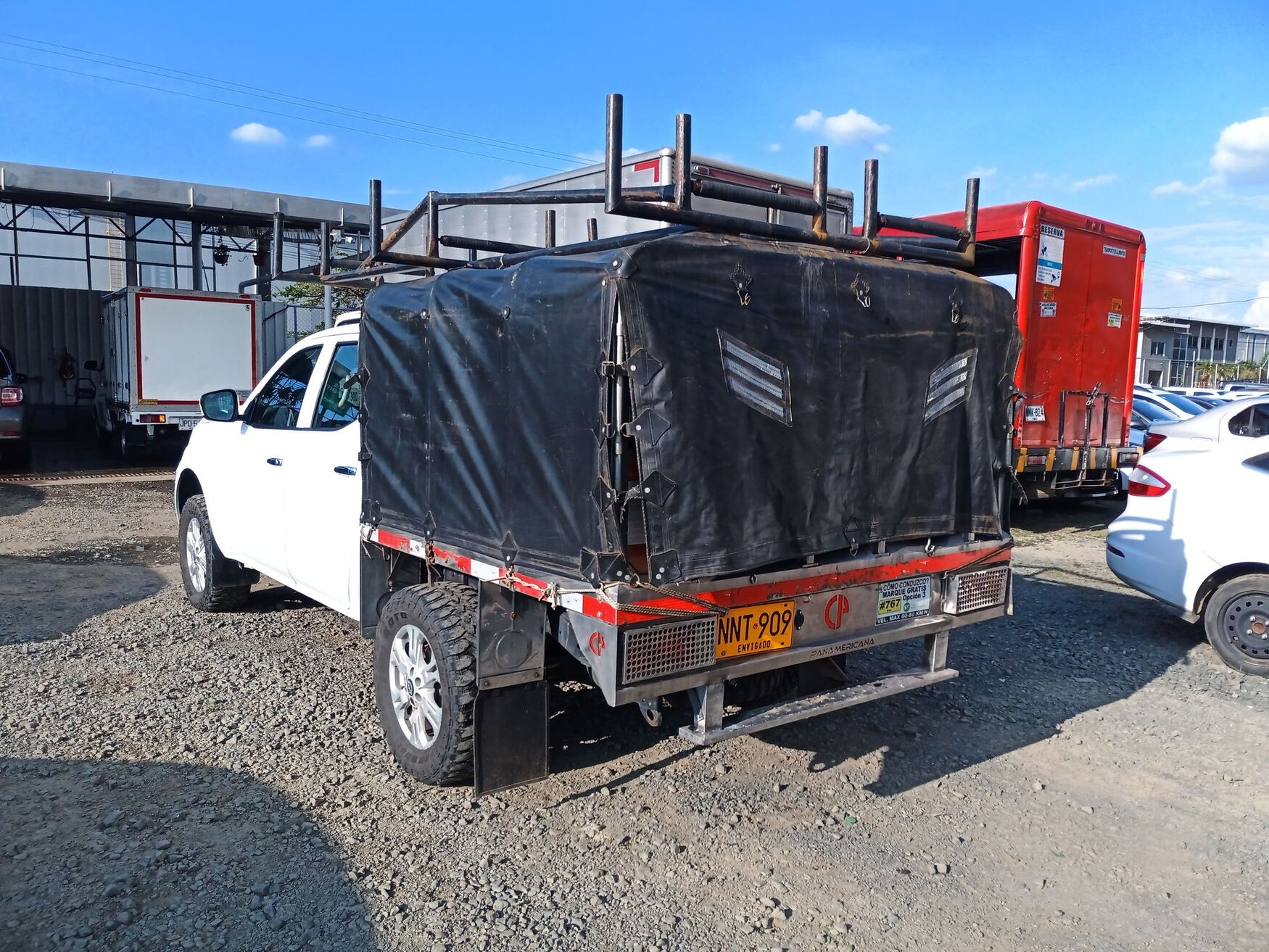 NISSAN FRONTIER 2024