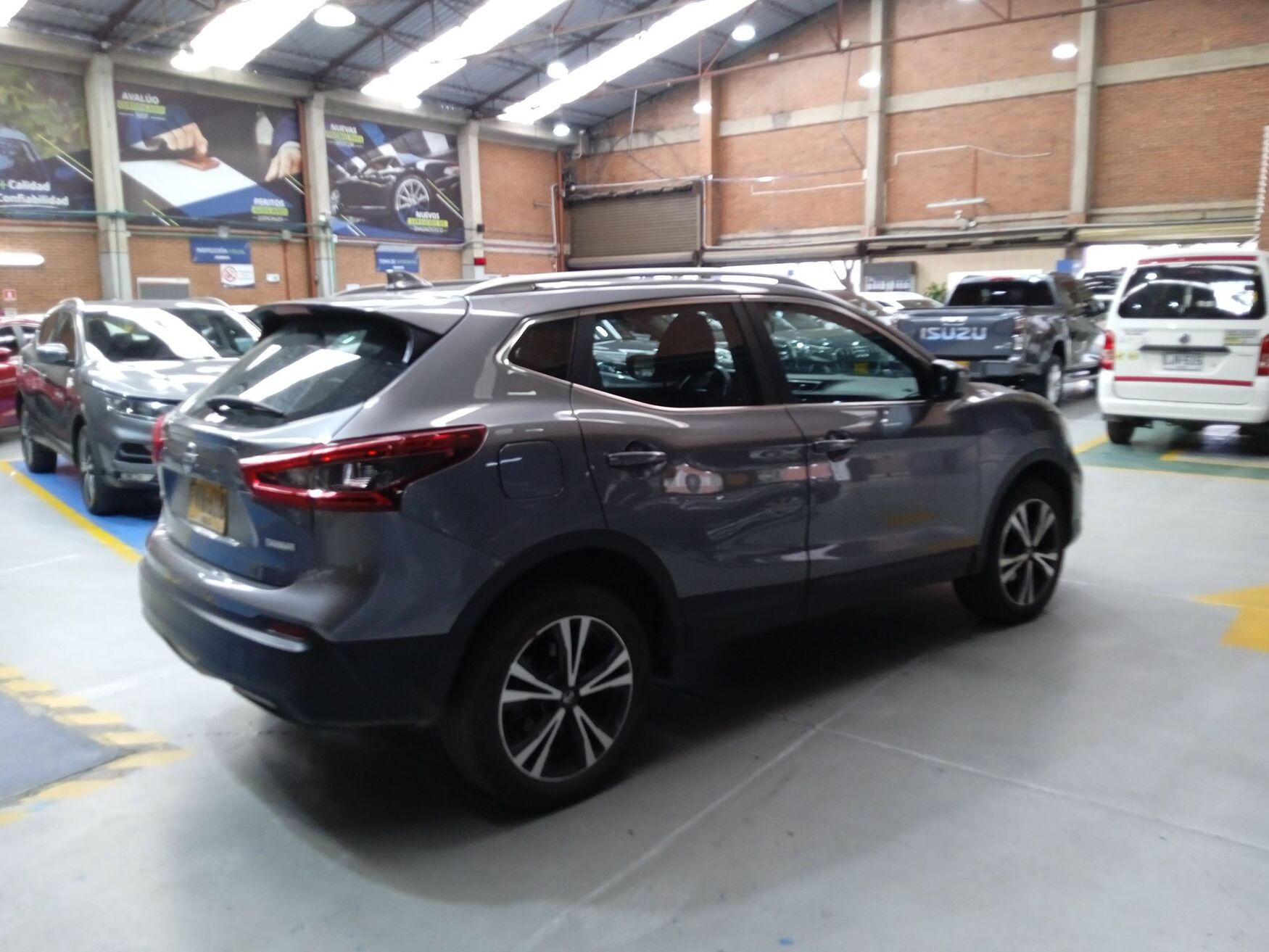 NISSAN QASHQAI 2019