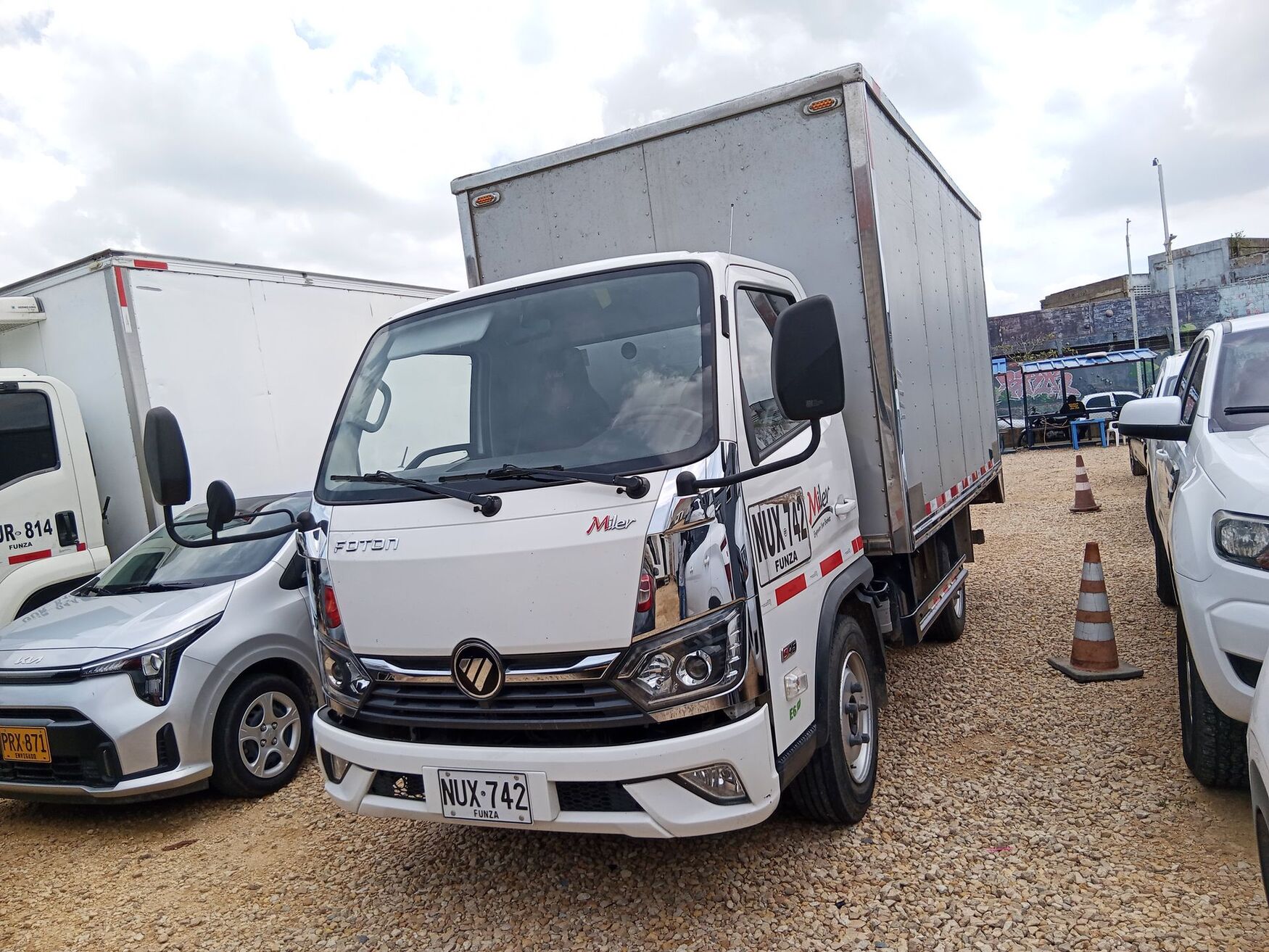 FOTON FHR 2025