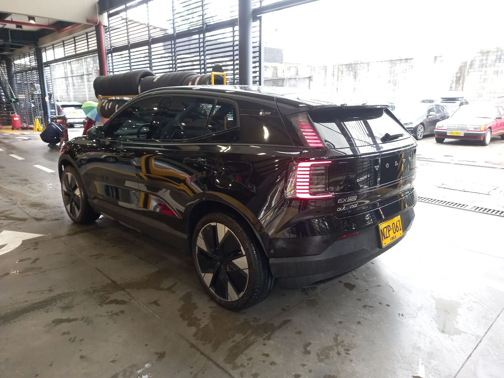 VOLVO XC30 2025