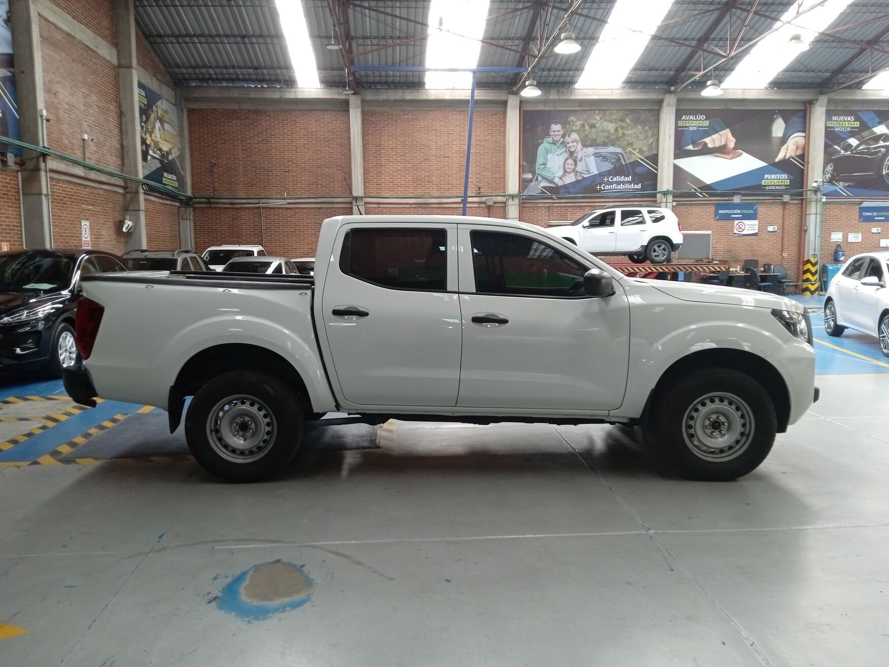 NISSAN FRONTIER 2024