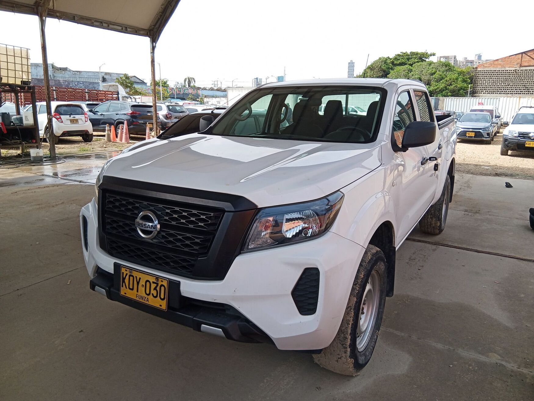 NISSAN FRONTIER 2022