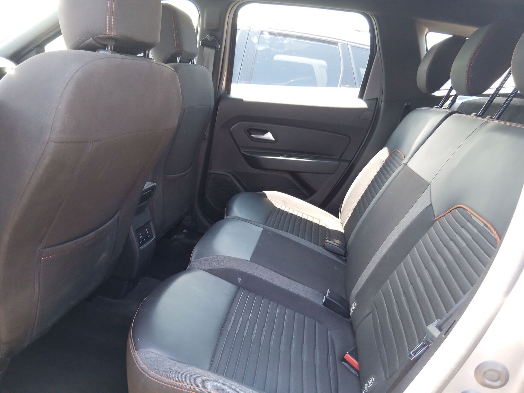 RENAULT DUSTER 2025