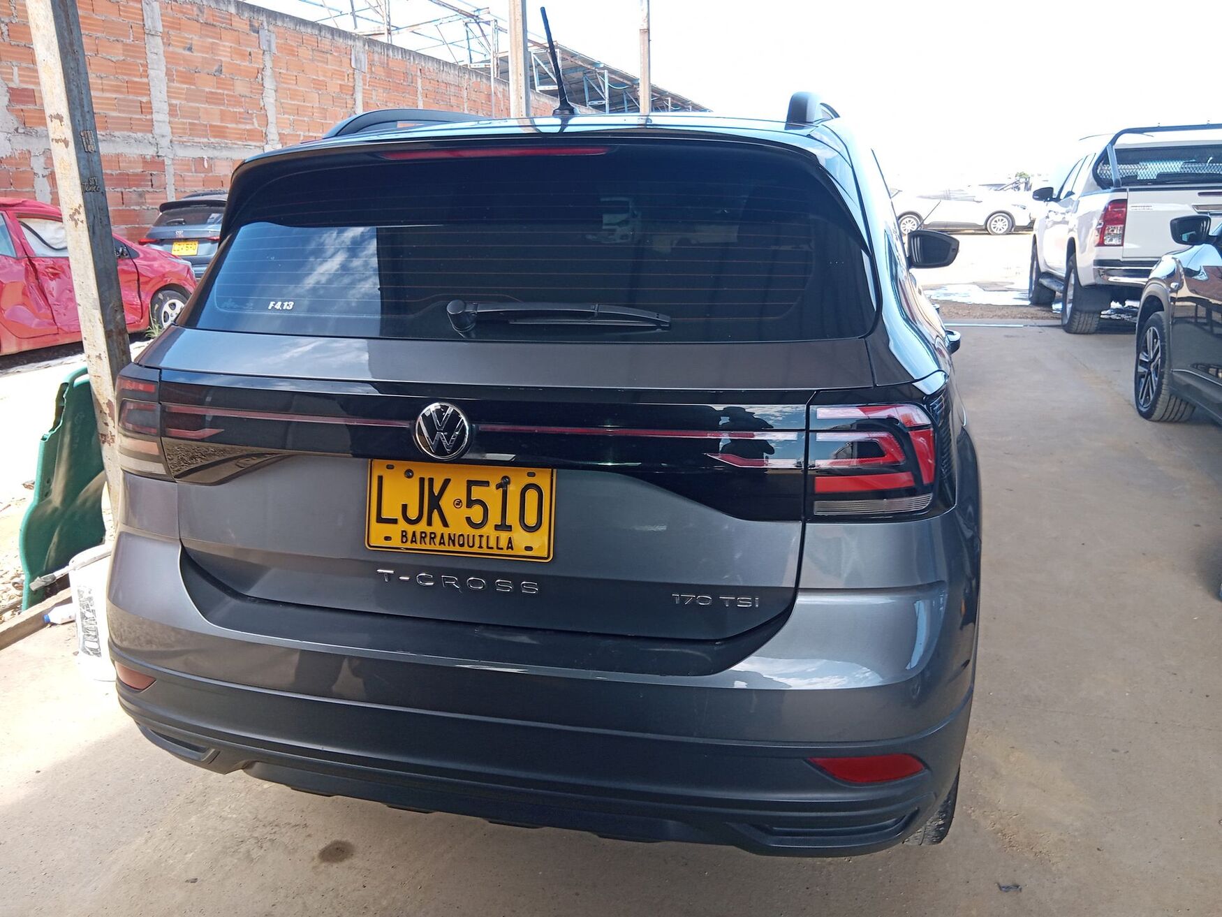 VOLKSWAGEN T-CROSS 2023