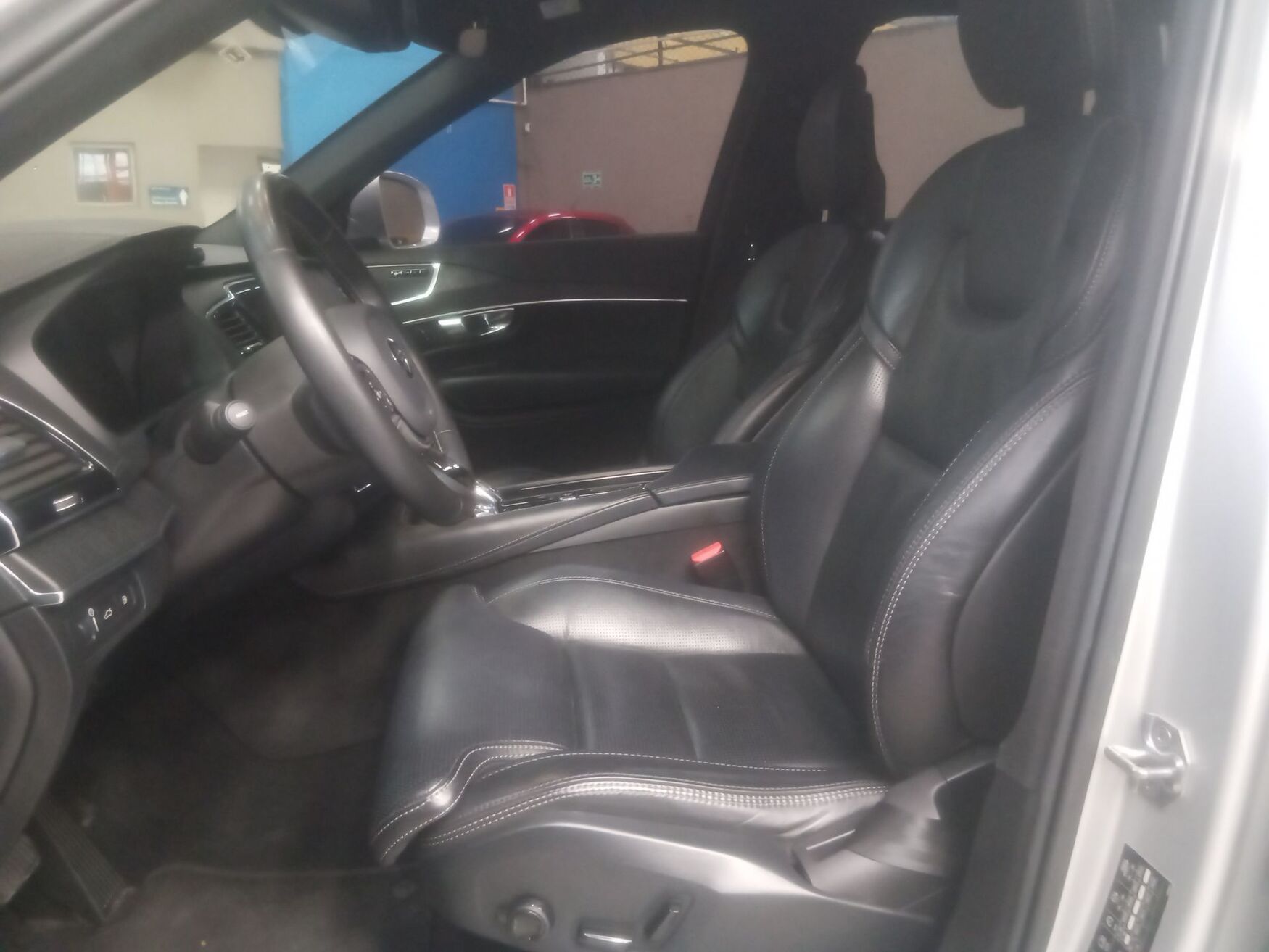 VOLVO XC90 2020