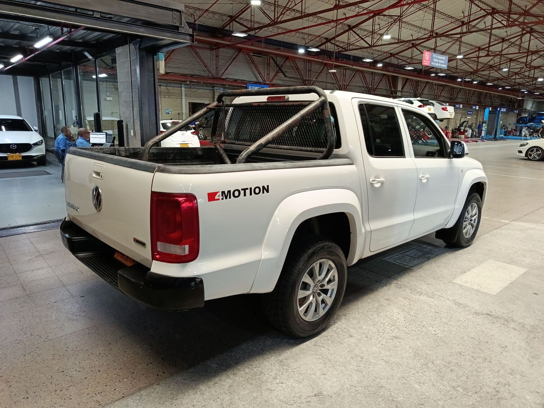 VOLKSWAGEN AMAROK 2022