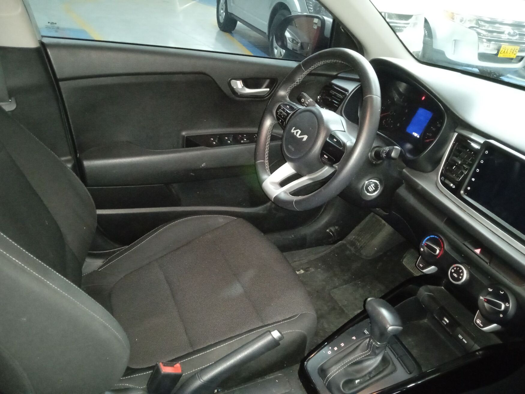 KIA RIO 2023