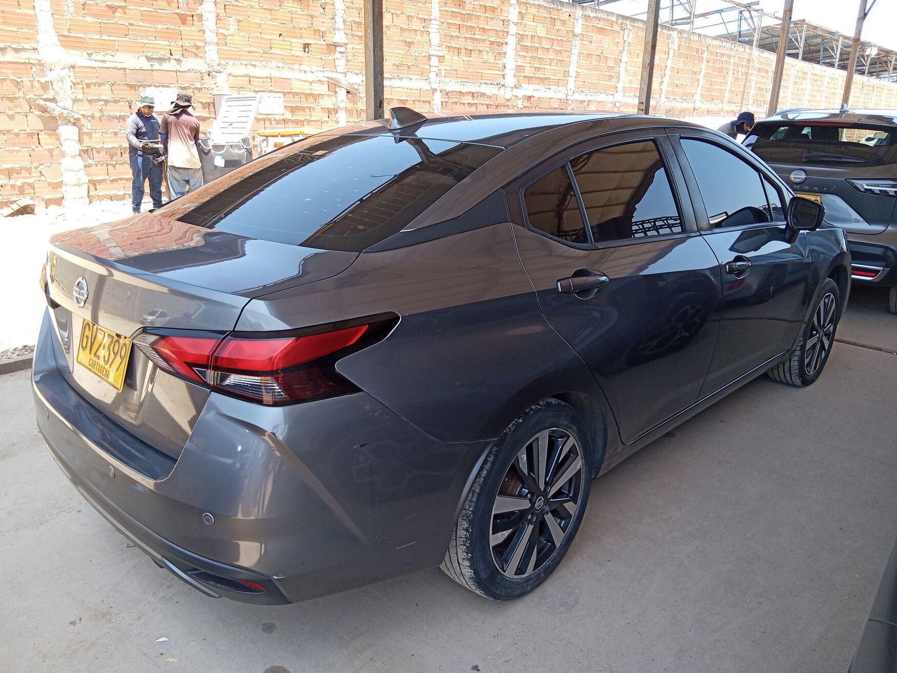 NISSAN VERSA 2021