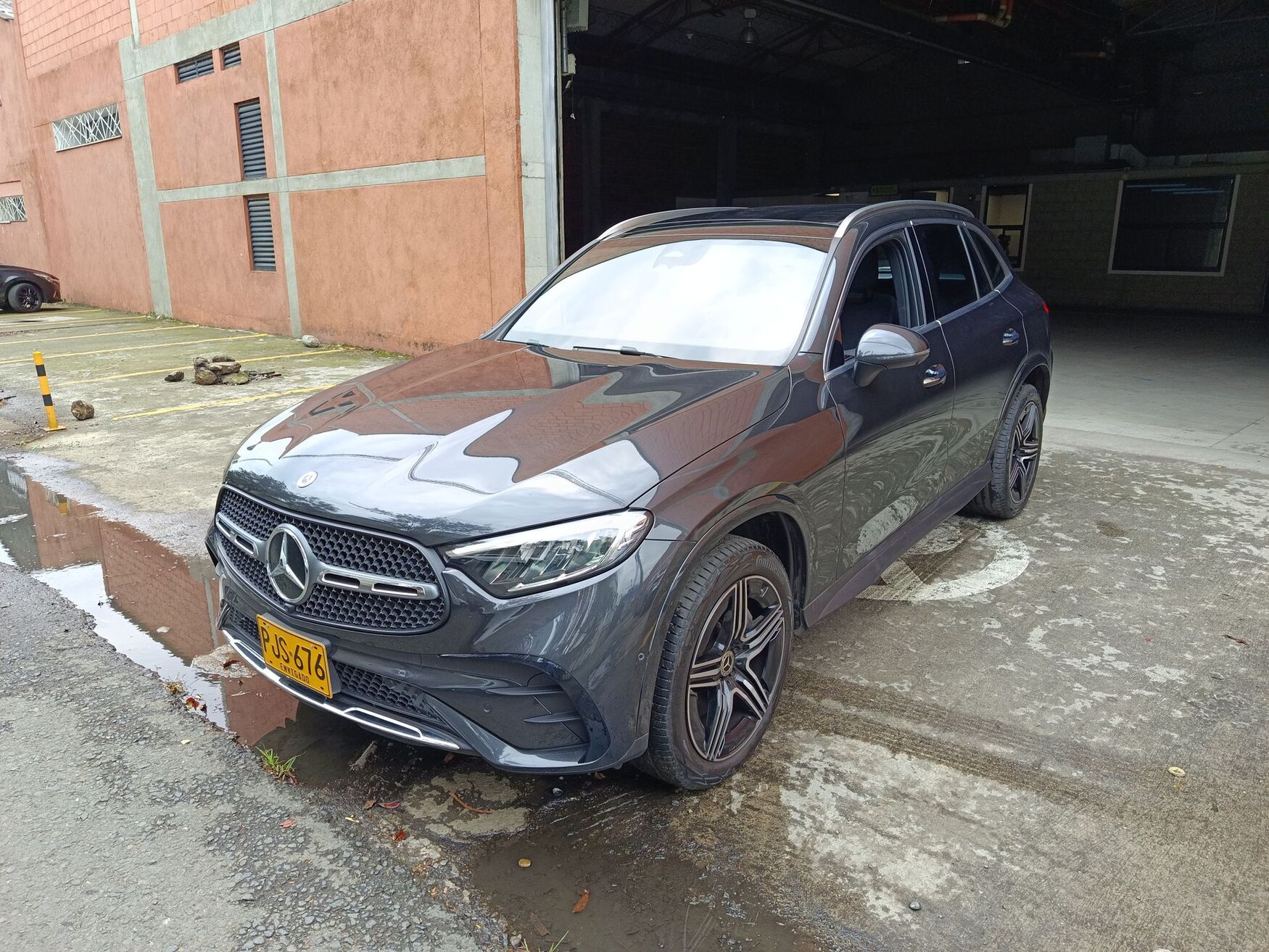 MERCEDES-BENZ GLC300 2026
