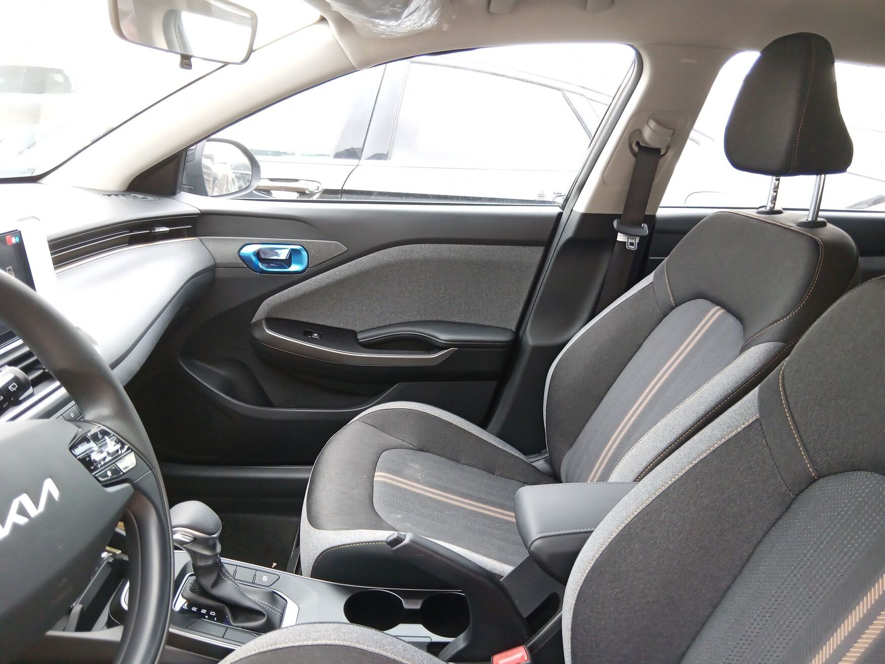 KIA K3 CROSS 2027