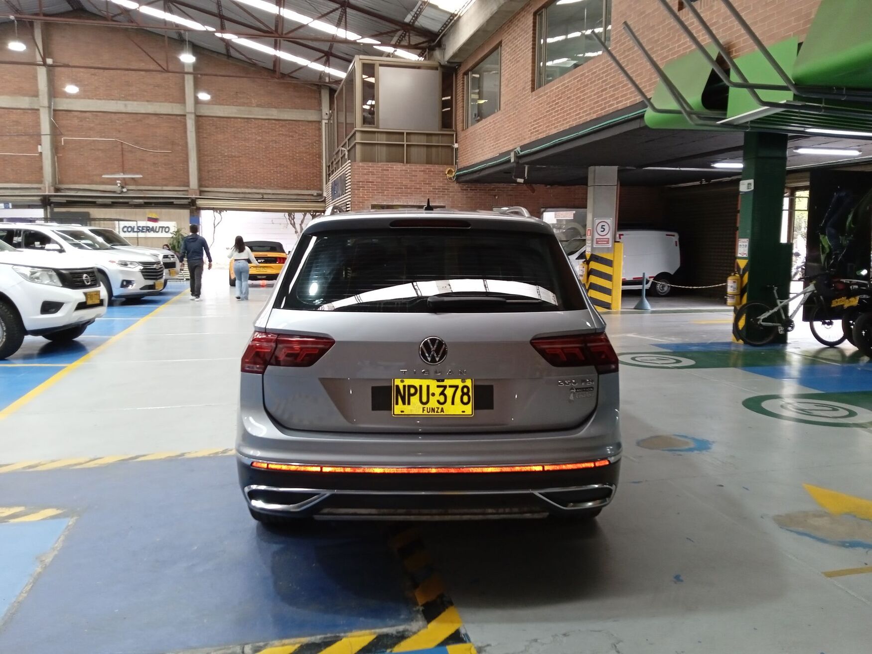 VOLKSWAGEN TIGUAN 2023